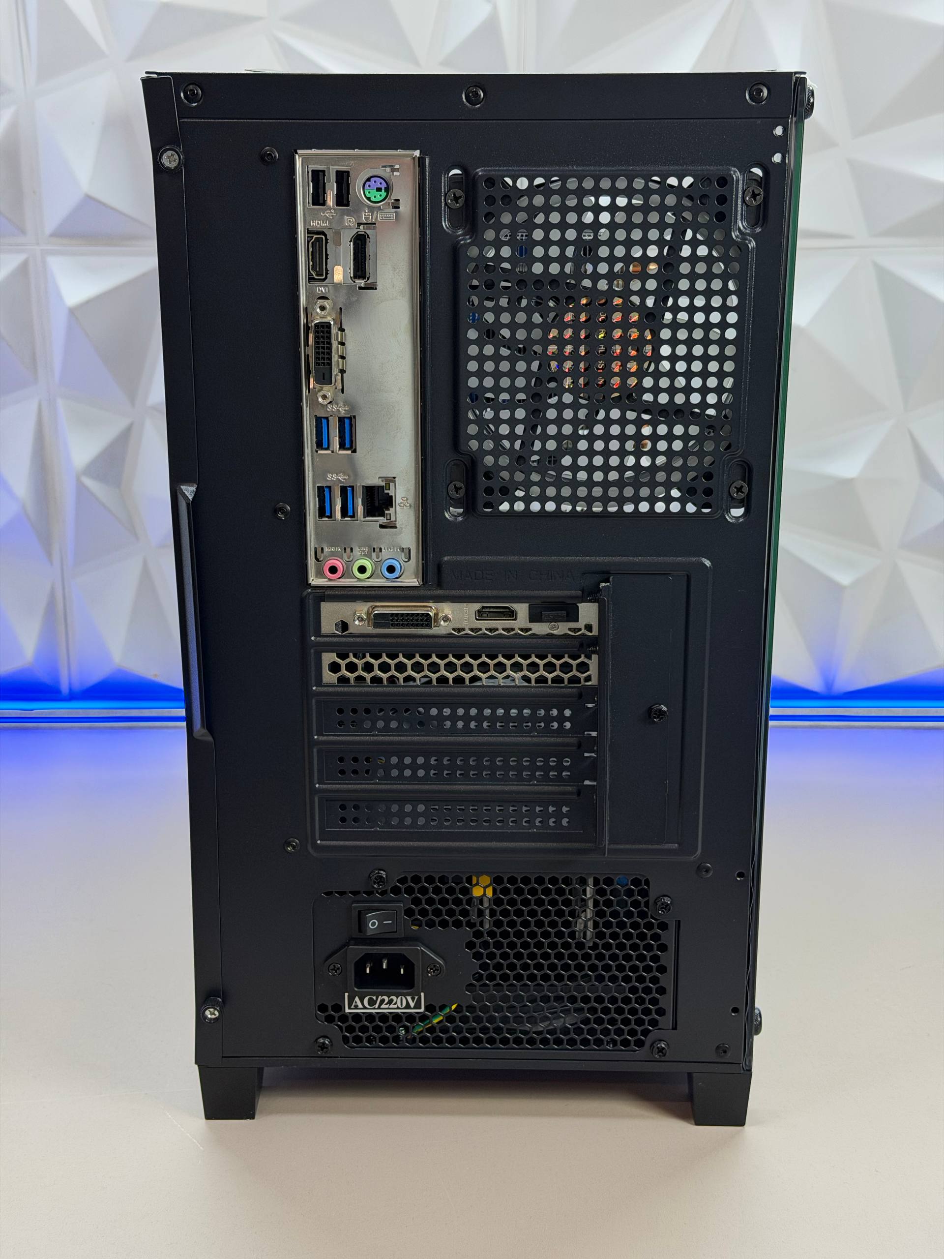 Игровой ПК i5-10400F/16Gb DDR4/GTX1660 Super 6Gb/256Gb SSD+500Gb HDD/550W