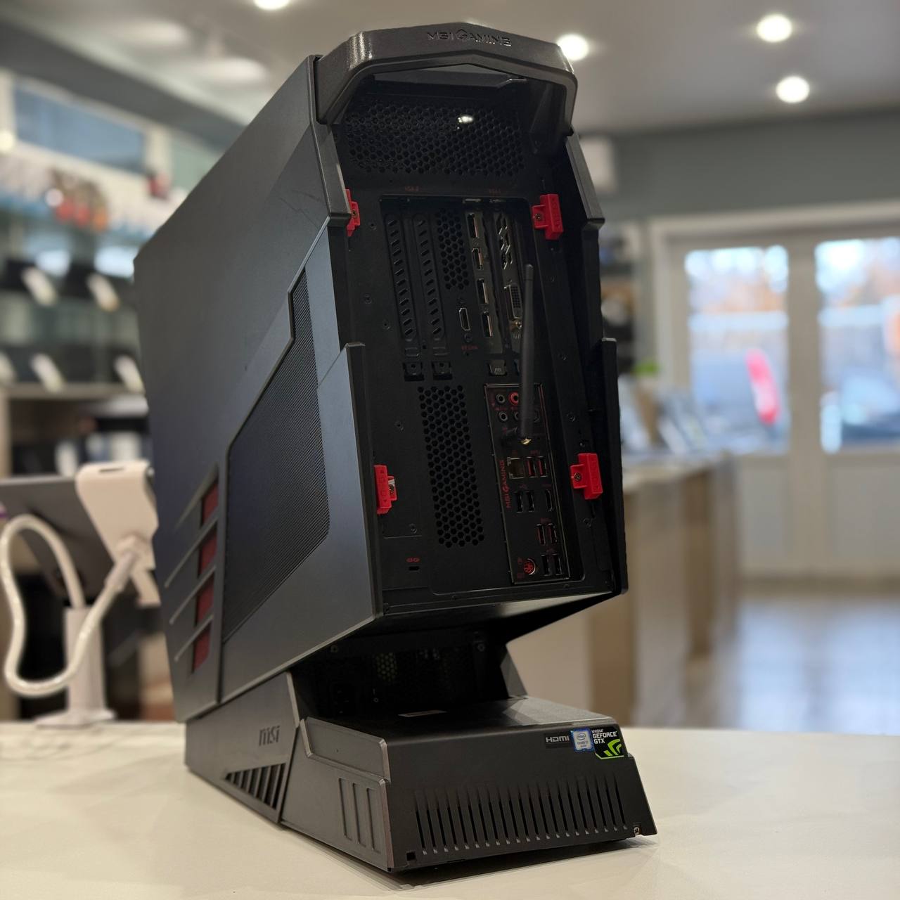 Игровой ПК MSI Aegis Ti-002EU i7-6700K/GTX 1080 8GB/32Gb DDR4/512Gb SSD+2Tb HDD/850W