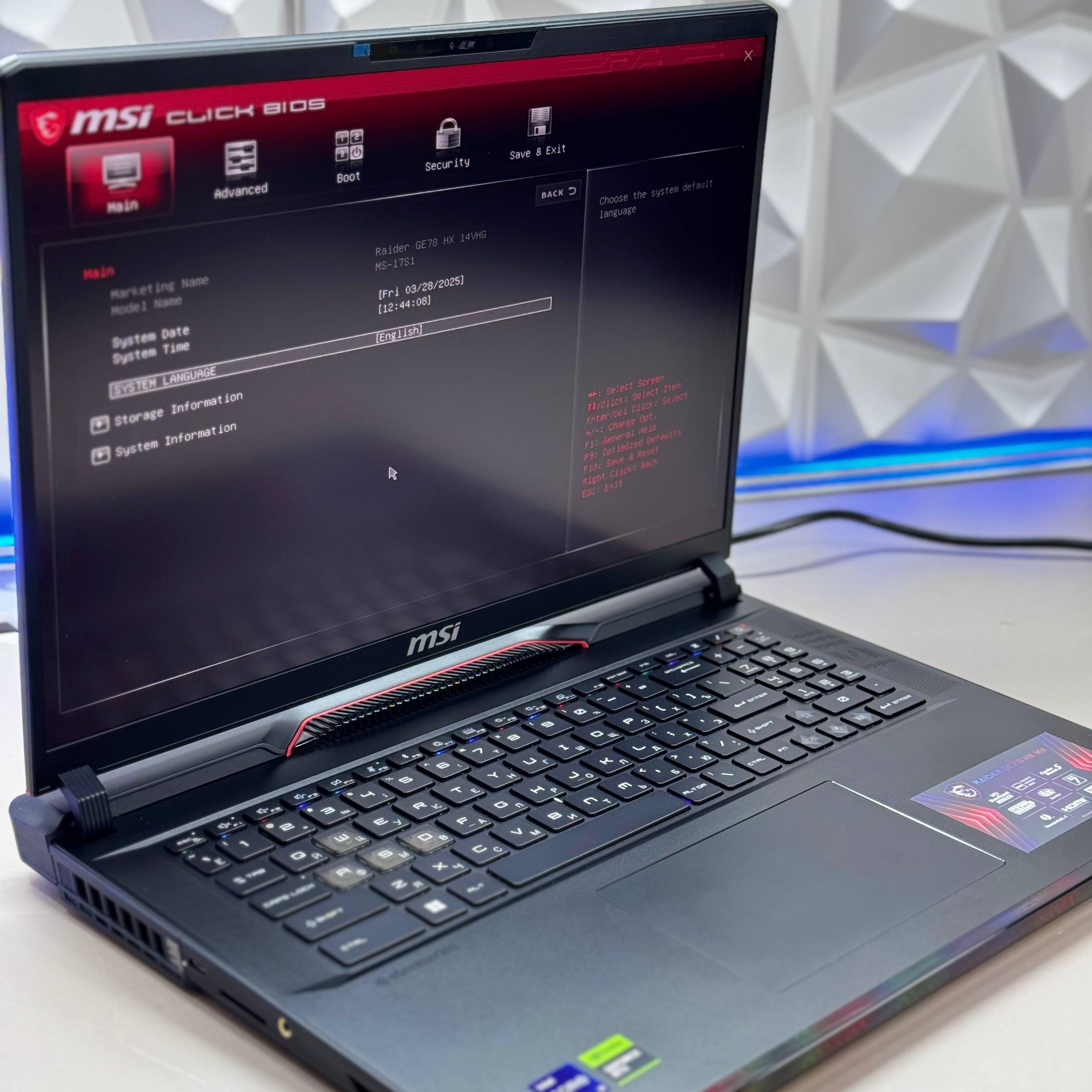 Ноутбук MSI Raider GE78 HX 14VHG-800RU i9-14900HX,2.2 GHz,16GB*2,2TB M.2 PCIe SSD,17(240Hz),IPS-Level QHD+,Anti-Glare,RTX 4080,GDDR6 12GB,Wi-Fi 7+BT5.4,4 Cell,3IN1(P),W11SA