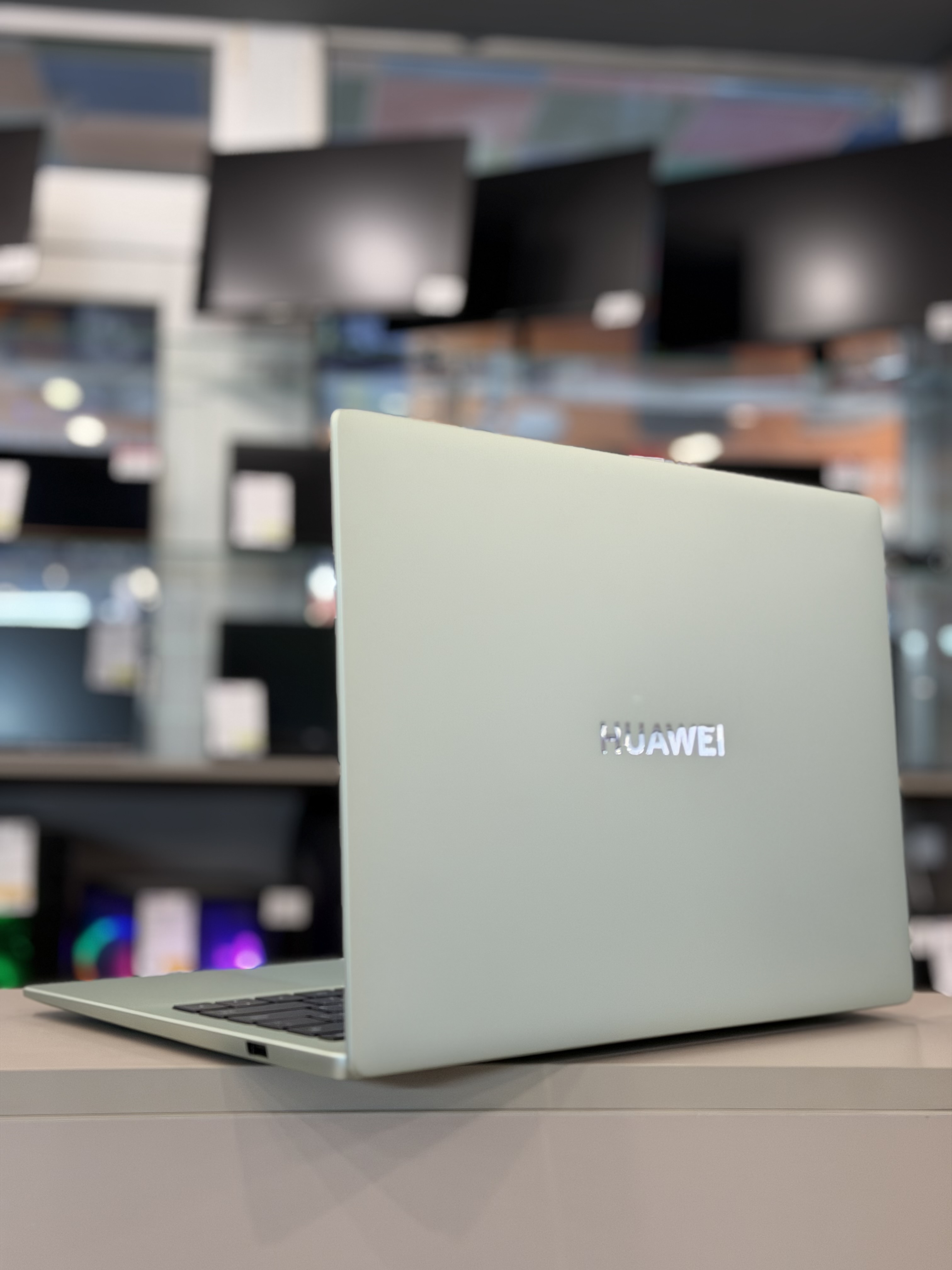 Ноутбук Huawei MateBook FlemingH Ul7 155H/16Gb/SSD1Tb/14"/OLED/Touch/2K/noOS/green