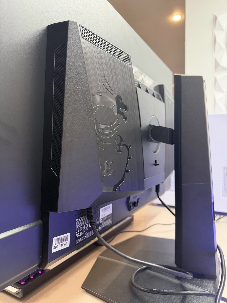 Монитор MSI MPG 321URX QD-OLED 3840x2160 240 Гц