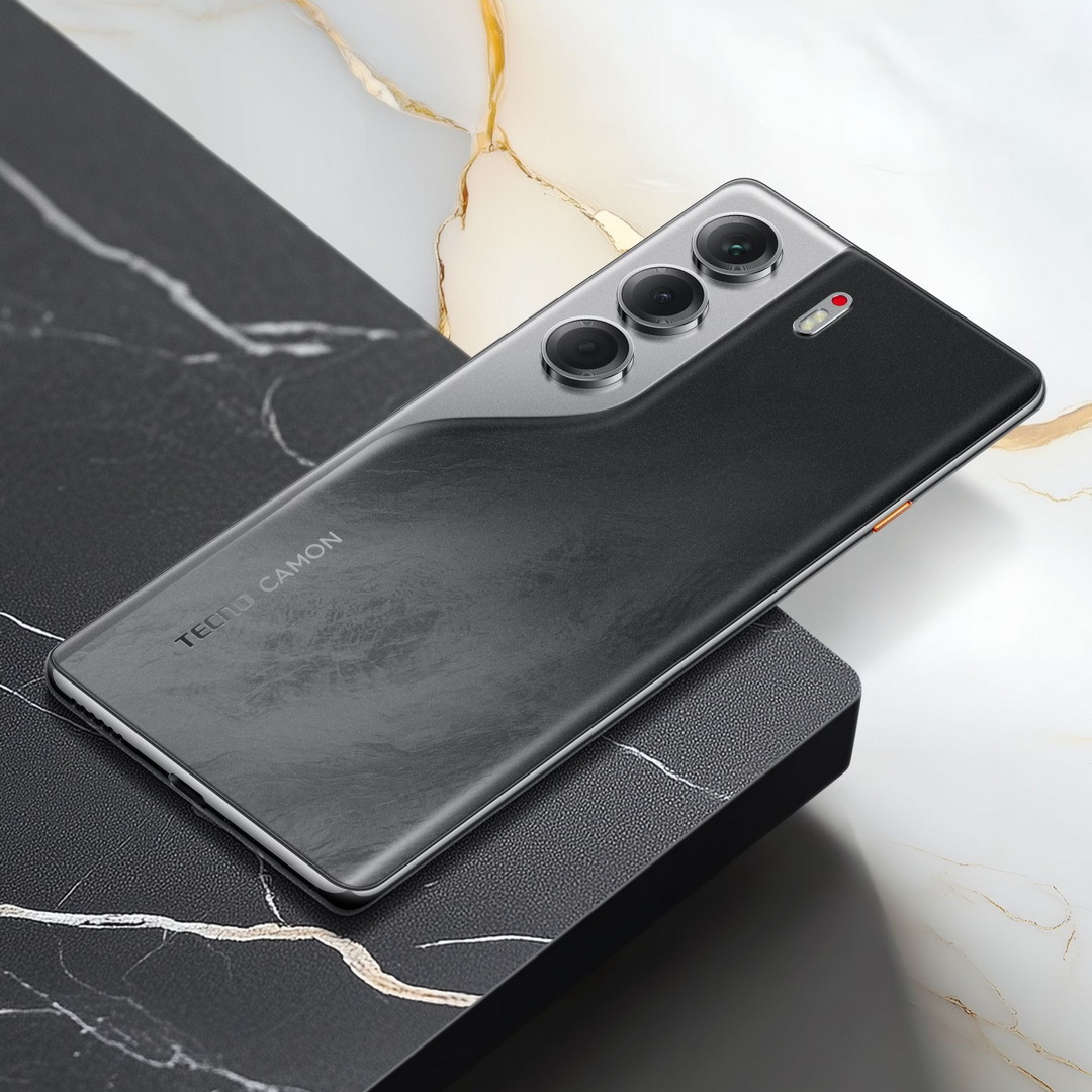 Tecno Camon 40 Pro 5G 256Gb 8Gb черный 3G 4G 2Sim 6.78" AMOLED 1080x2436 And15 50Mpix 802.1