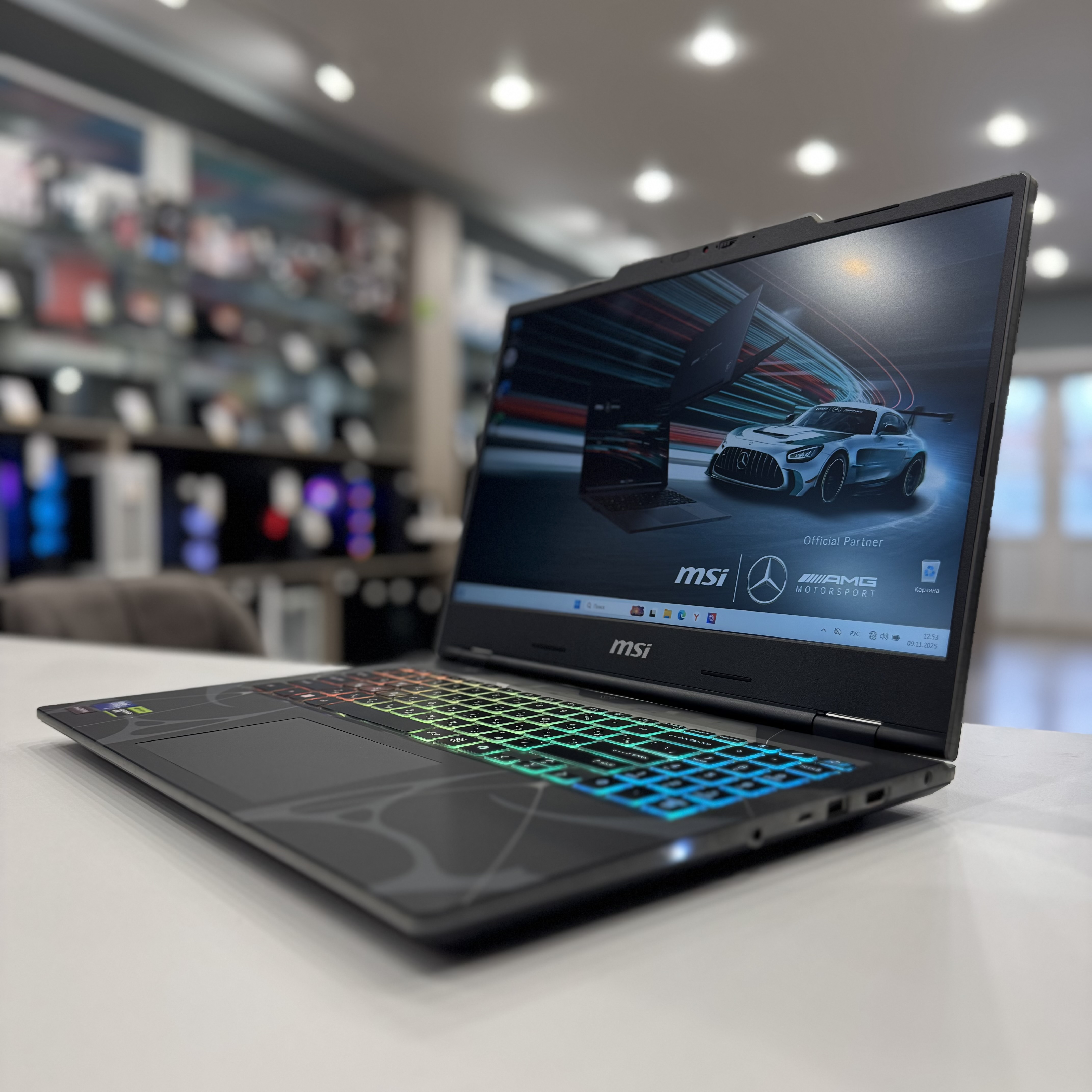 Ноутбук MSI Cyborg 15 B2RWEKG-272XRU (Новый)