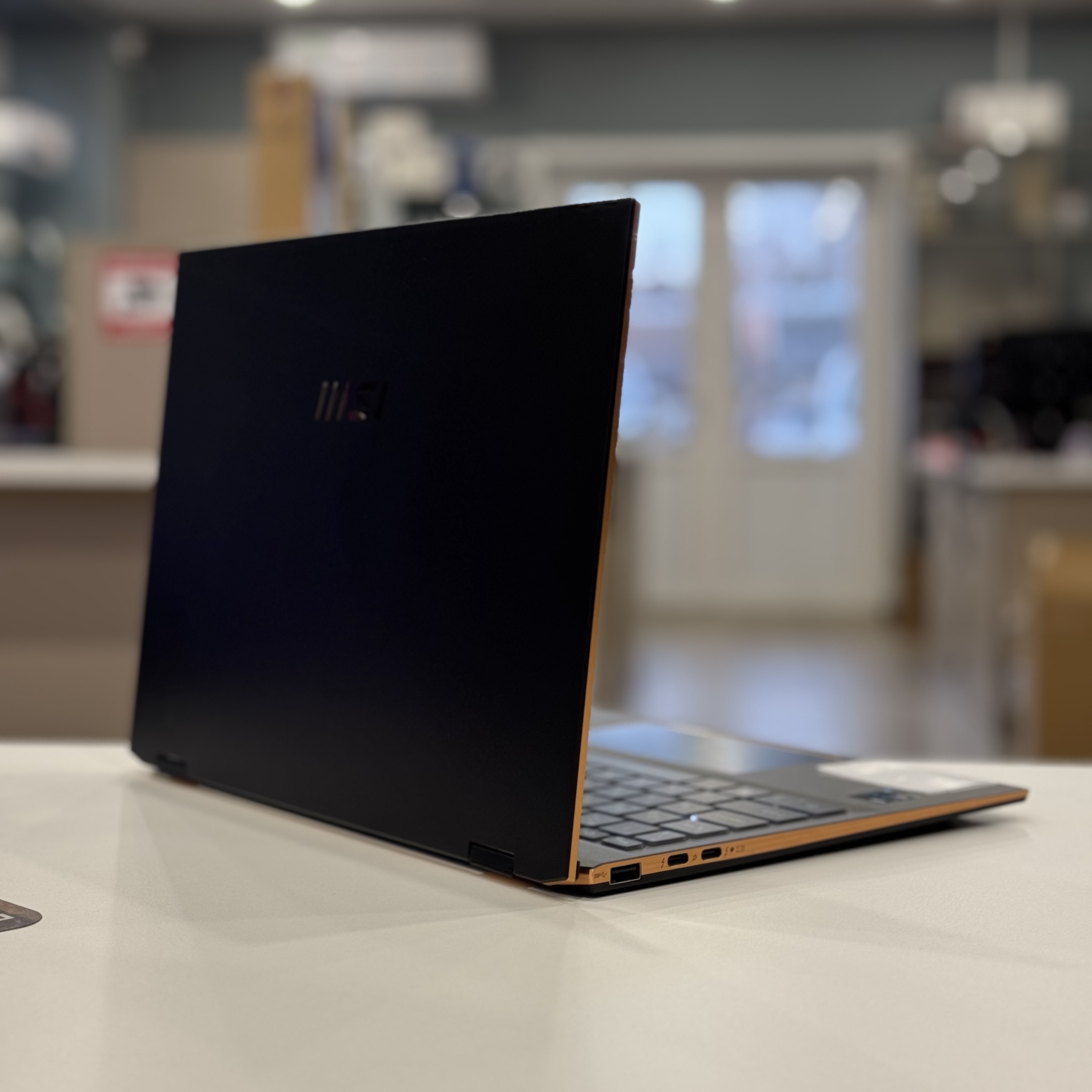 Ноутбук MSI Summit E13 FlipEvo A13MT-216RU NO Touch