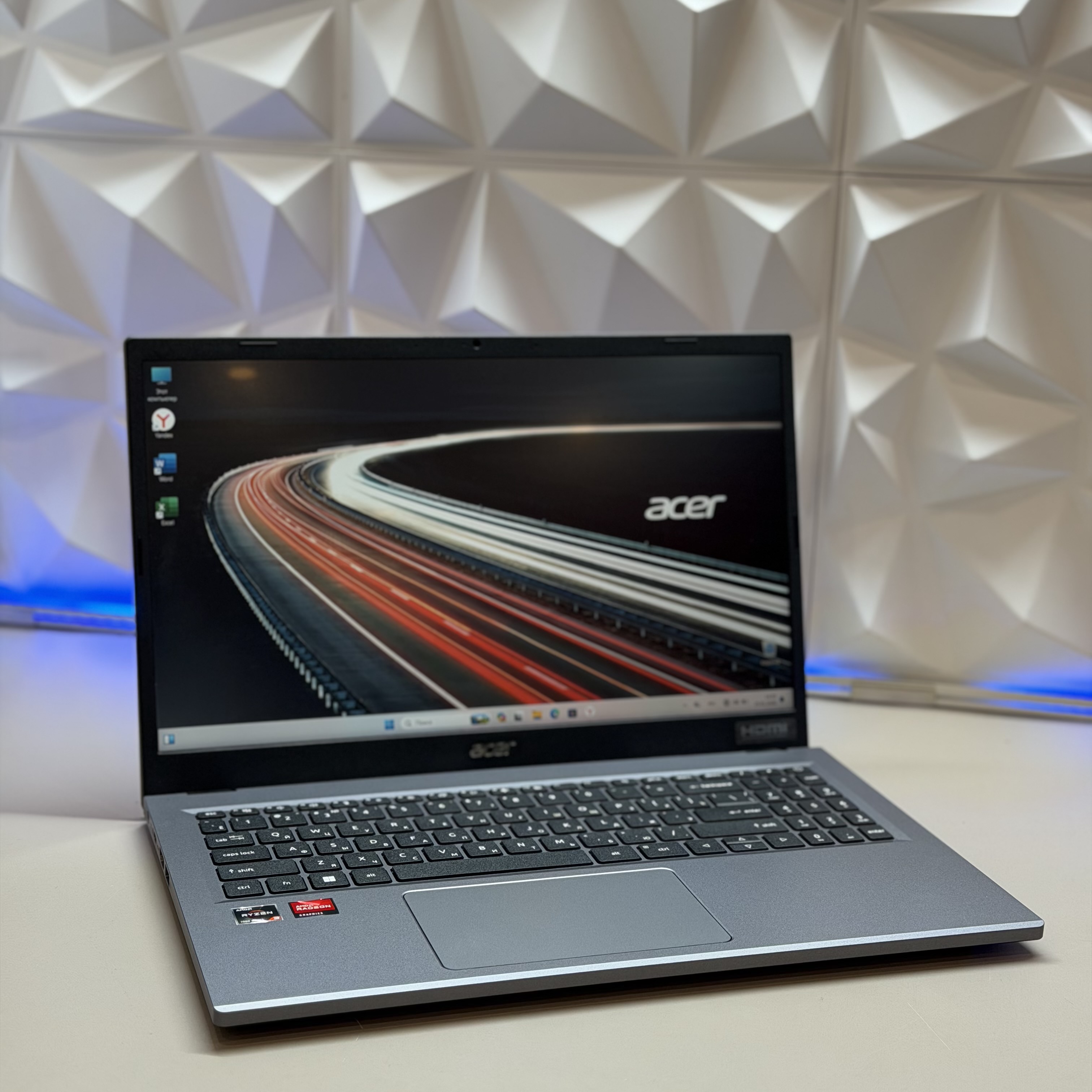 Ноутбук Acer Extensa 15 EX215-23-R62L Ryzen 3 7320U/16Gb/SSD512Gb/610M/15.6"/IPS/FHD/noOS/grey