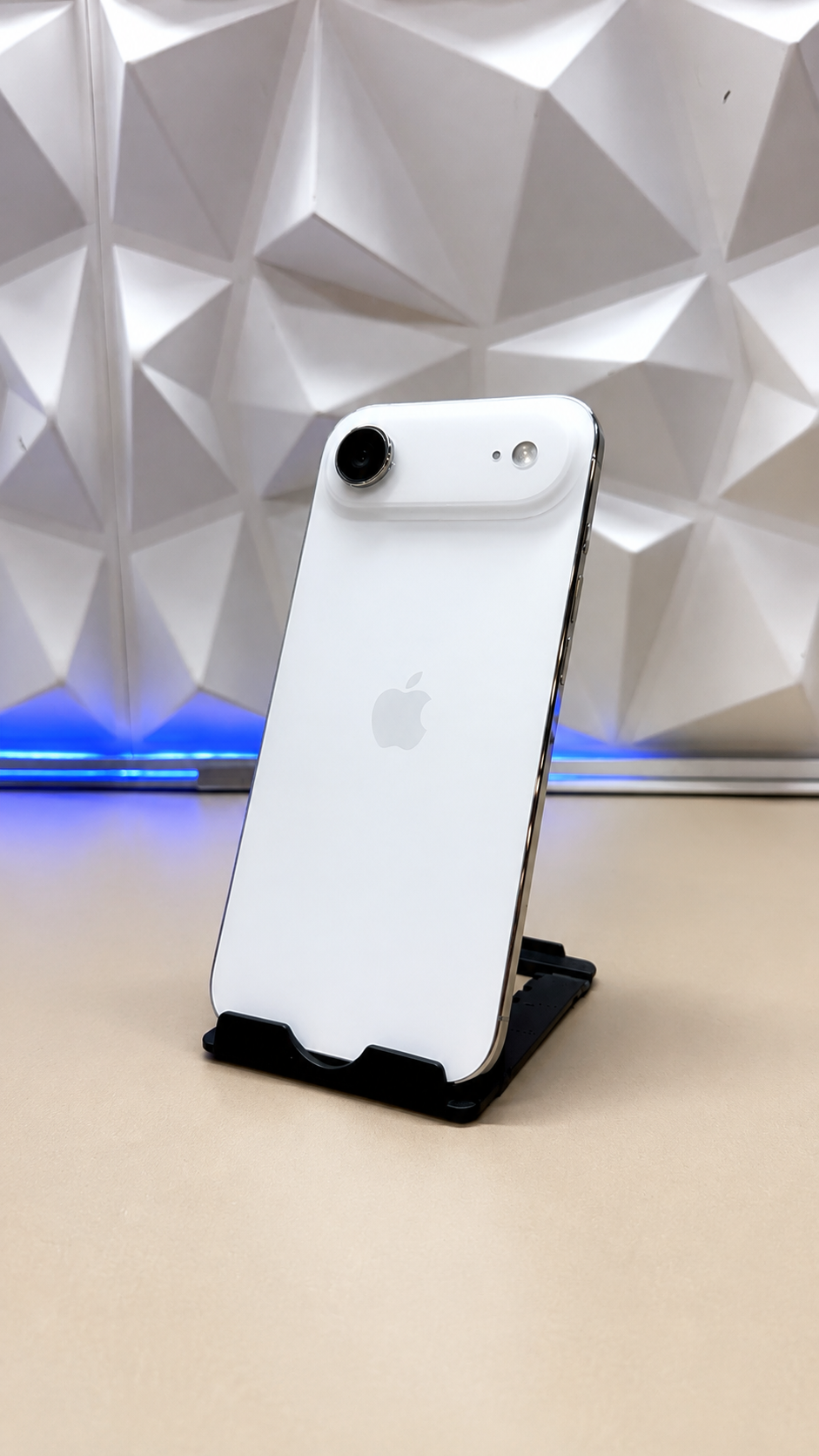 Apple iPhone Air 256 ГБ Cloud White eSim 100% АКБ