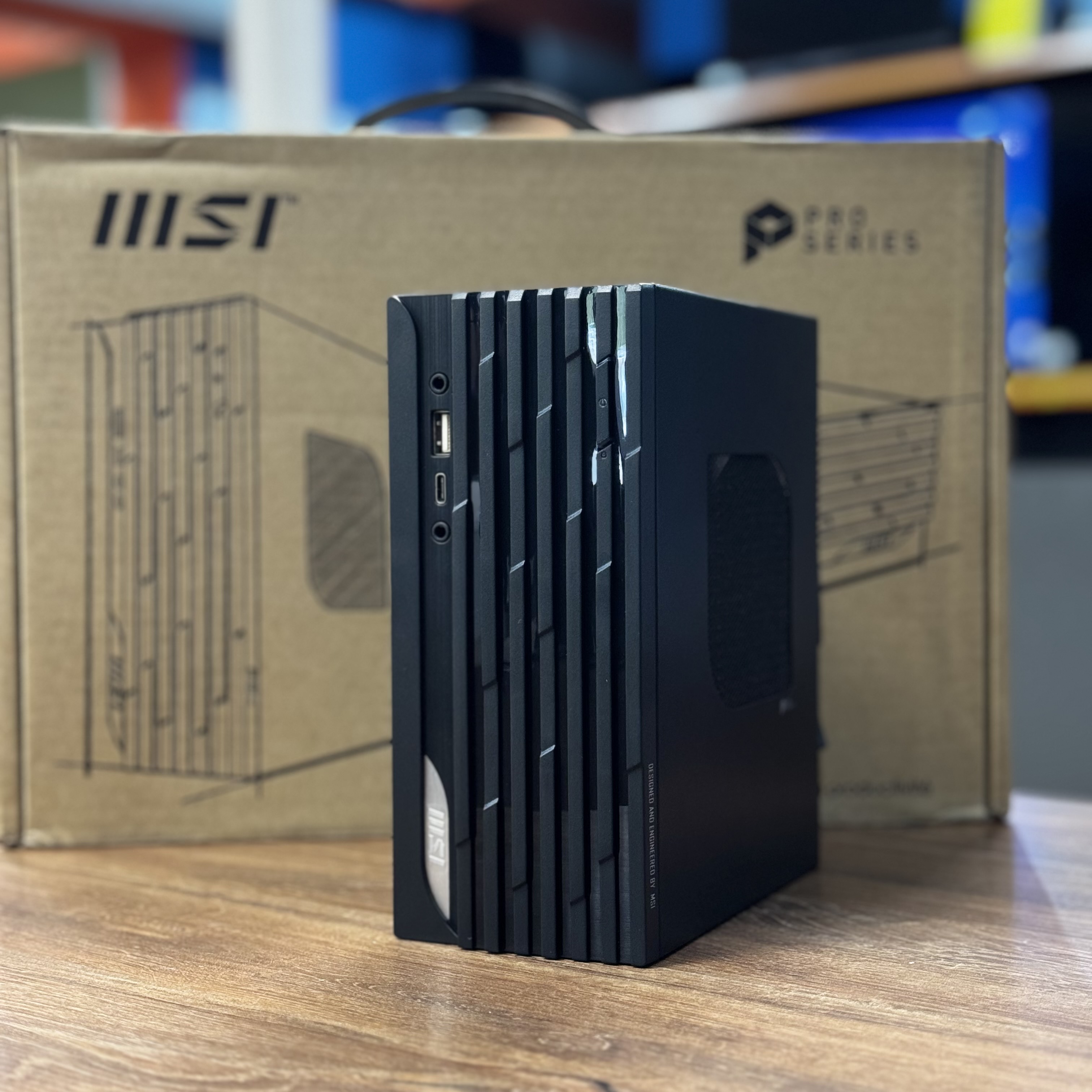 Неттоп MSI DP20Z 5M-04SUS Ryzen 3 5300G/8Gb DDR4/256Gb SSD