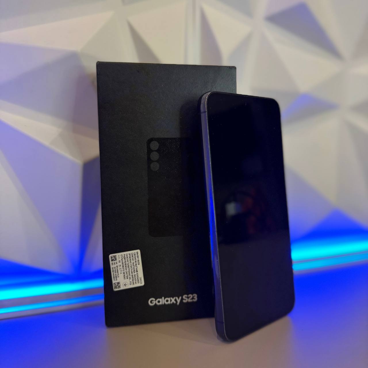 Samsung Galaxy S23 8/256Gb черный