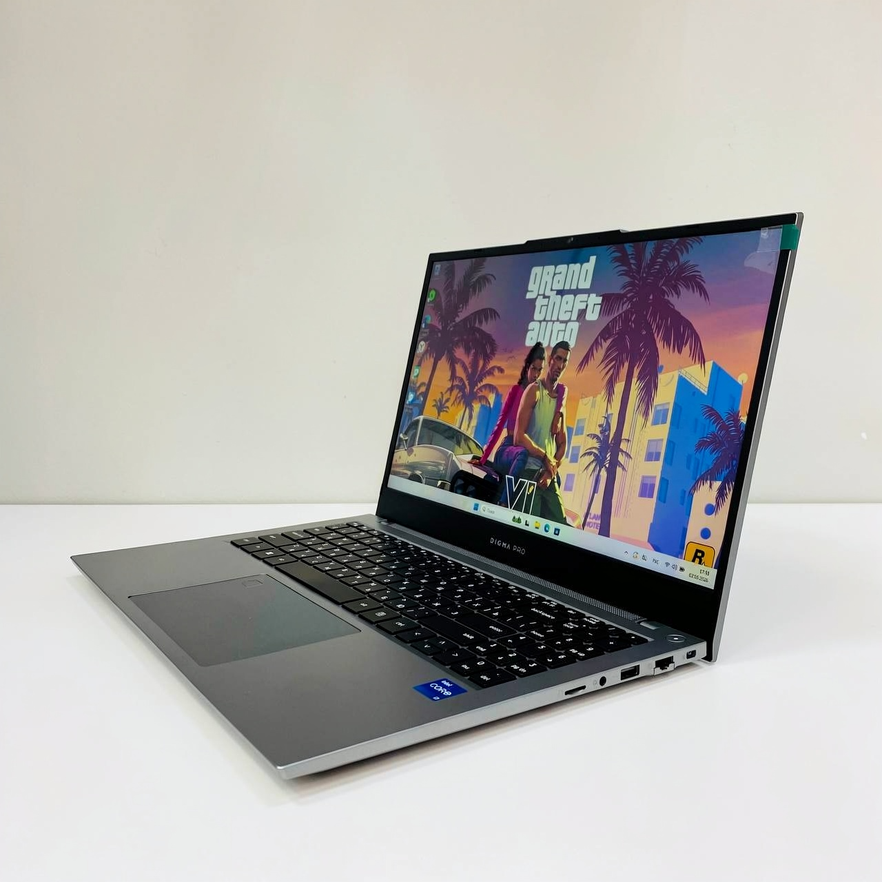 Ноутбук Digma Pro Fortis M i7 1255U/16Gb/SSD512Gb/15.6"/IPS/FHD/W11Pro/grey/4250mAh