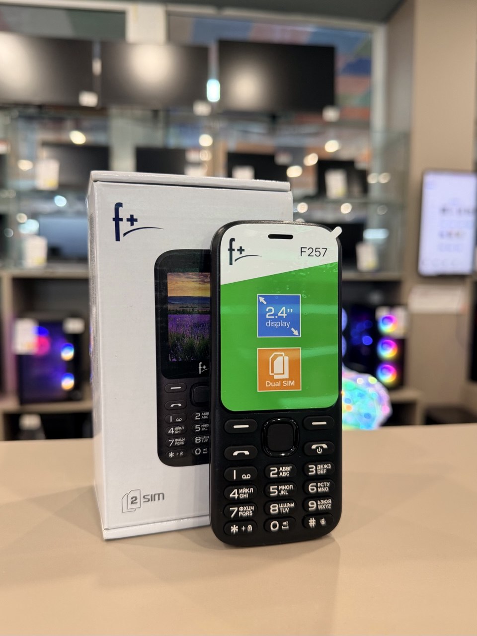 F+ F257 черный