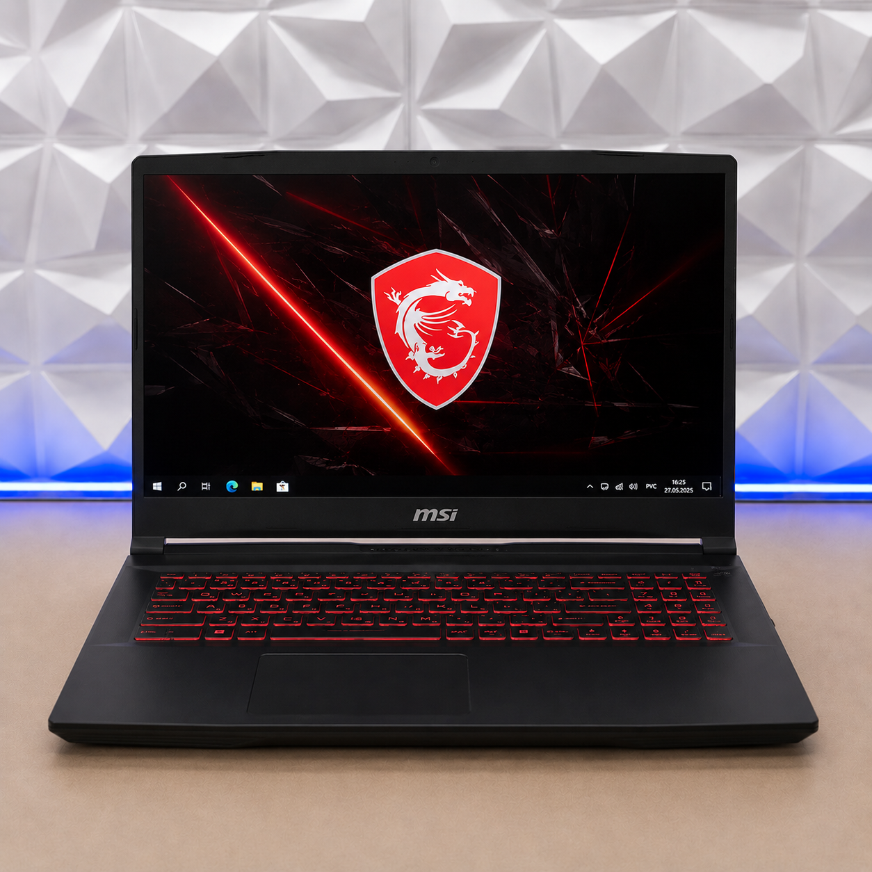 Ноутбук MSI Katana 17 B12UCR-821XRU i5-12450H/16Gb DDR4/RTX 3050 4Gb/512Gb SSD/17.3" (144Hz)