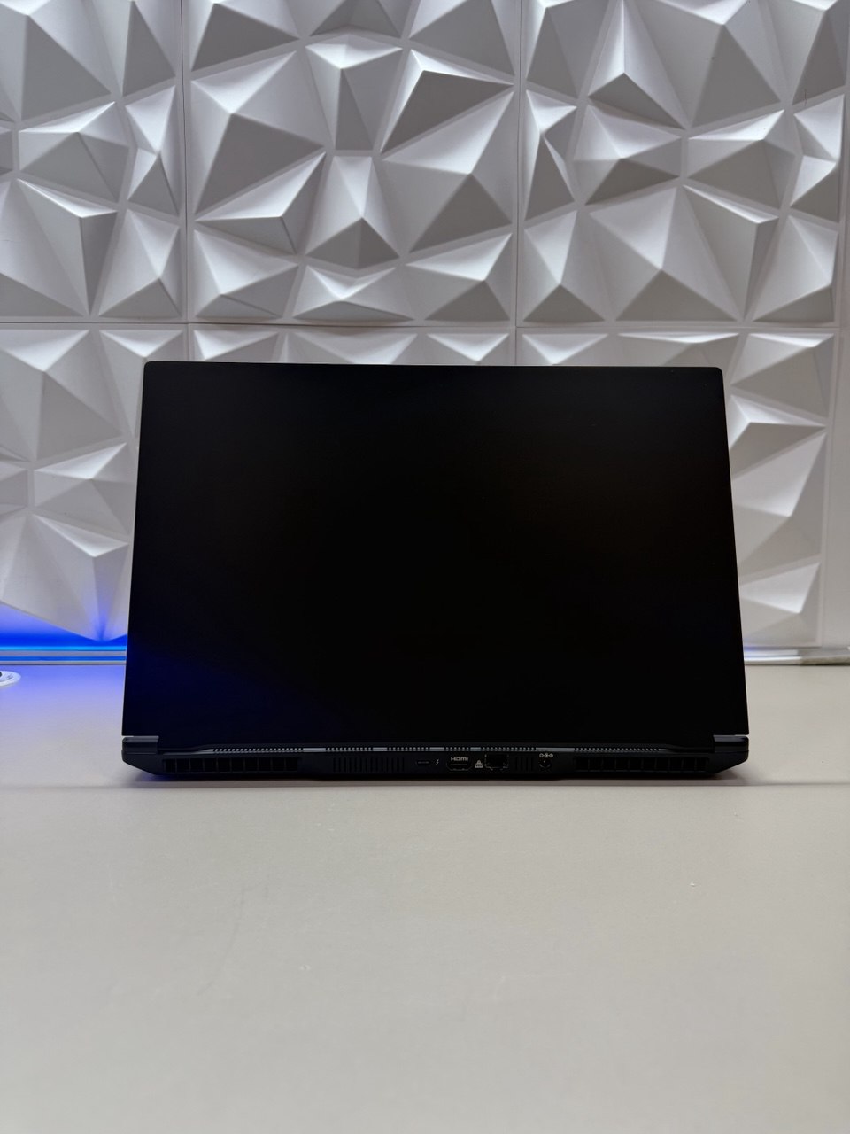 Ноутбук Maibenden X568 i7-11800H/32Gb DDR4/RTX3070 8Gb/1Tb SSD/15.6