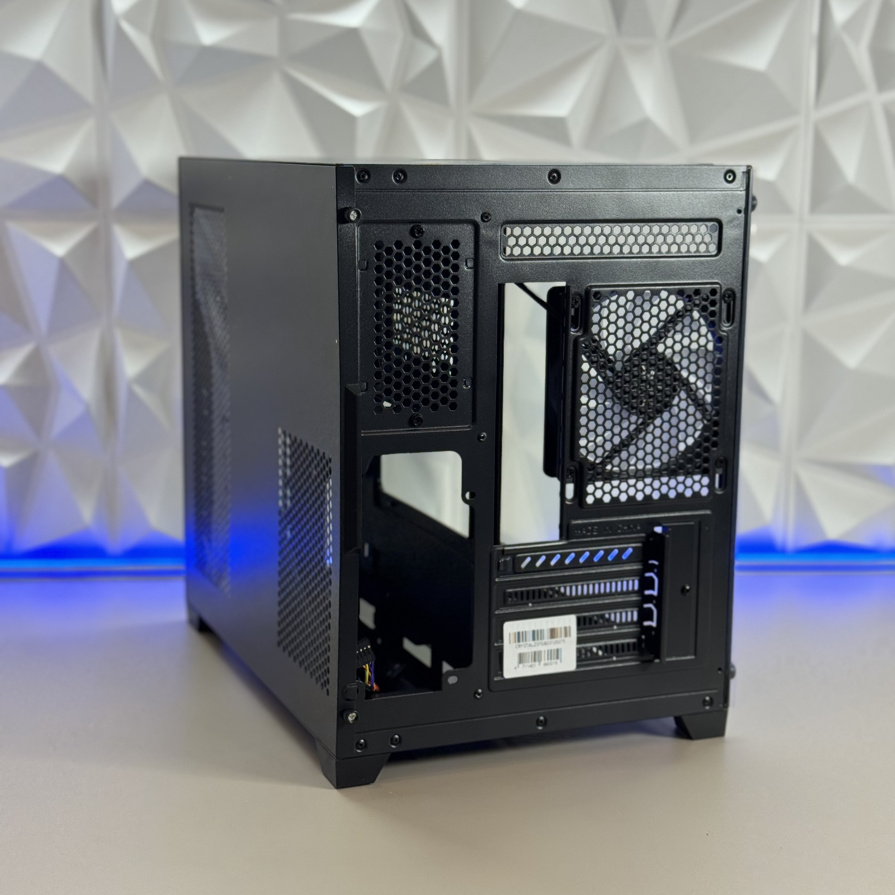 Корпус Formula Crystal Z5 TG черный без БП mATX 6x120mm 1xUSB2.0 1xUSB3.0 audio bott PSU