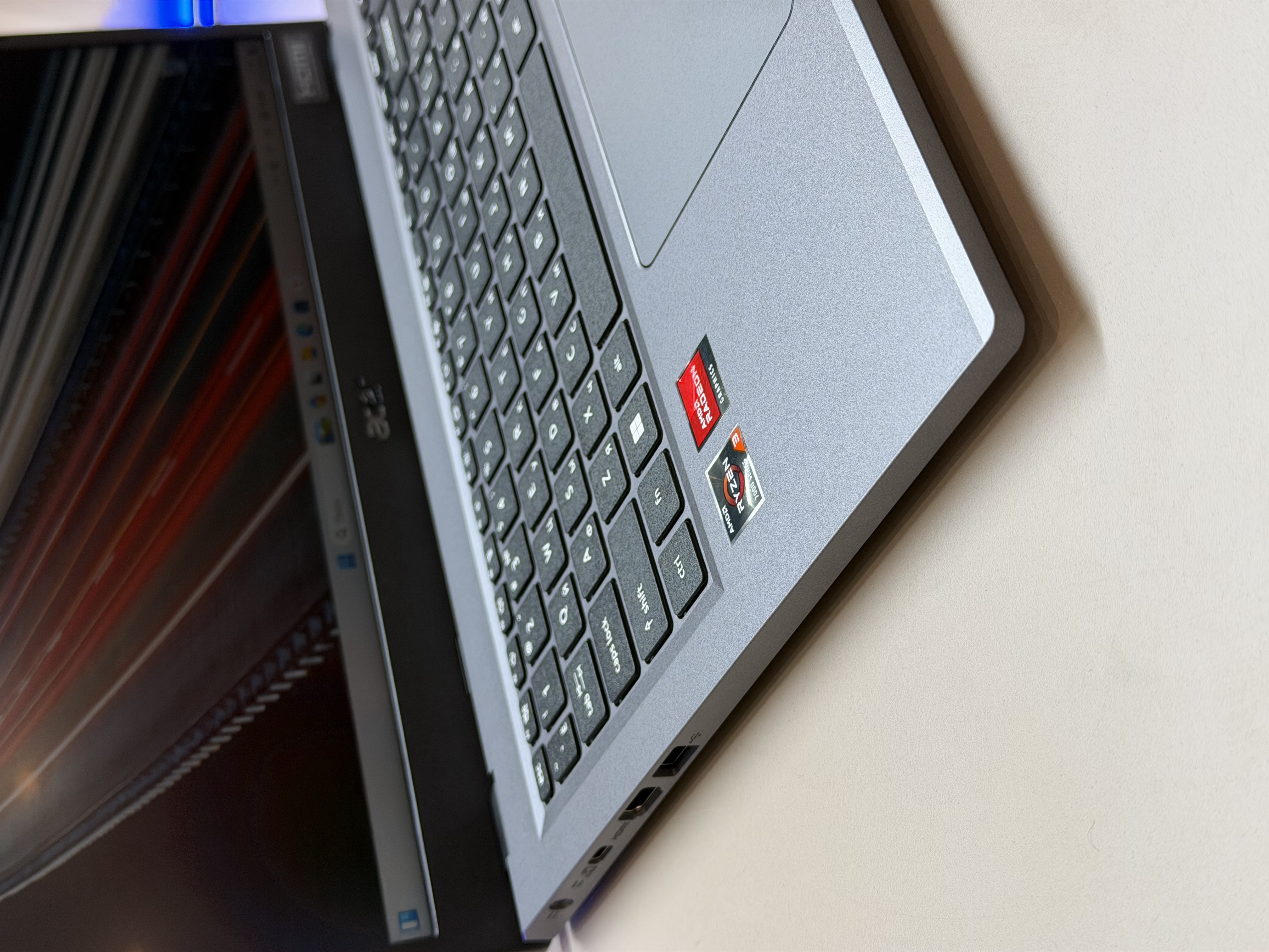 Ноутбук Acer Extensa 15 EX215-23-R62L Ryzen 3 7320U/16Gb/SSD512Gb/610M/15.6"/IPS/FHD/noOS/grey