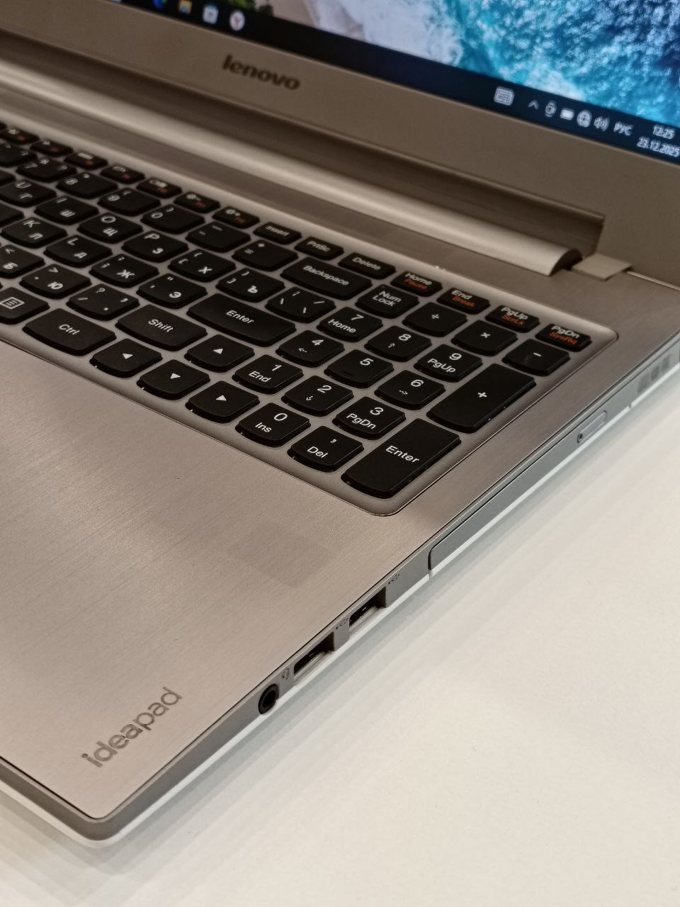 Ноутбук Lenovo Z500 Core i3-3120M 2.5GHzX2/8Gb DDR3/GT740M 2Gb/240Gb SSD/15.6"