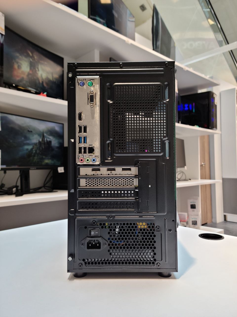 Игровой ПК i5-10400F/16Gb DDR4/RTX3050 6Gb/256Gb SSD+1Tb SSD/600W