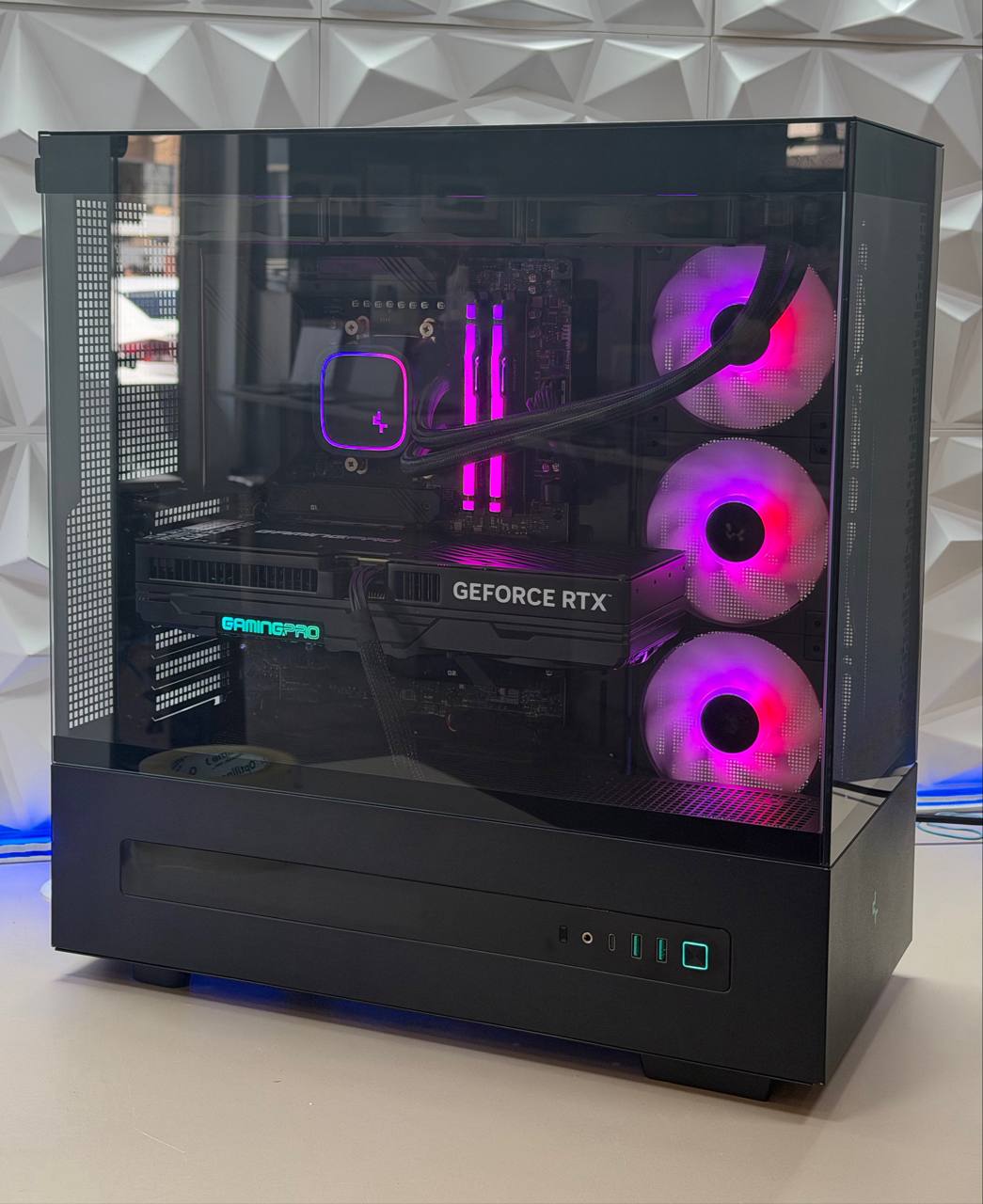 Игровой ПК R7 7700/32Gb DDR5/RTX5070 12Gb/2Tb SSD/850W