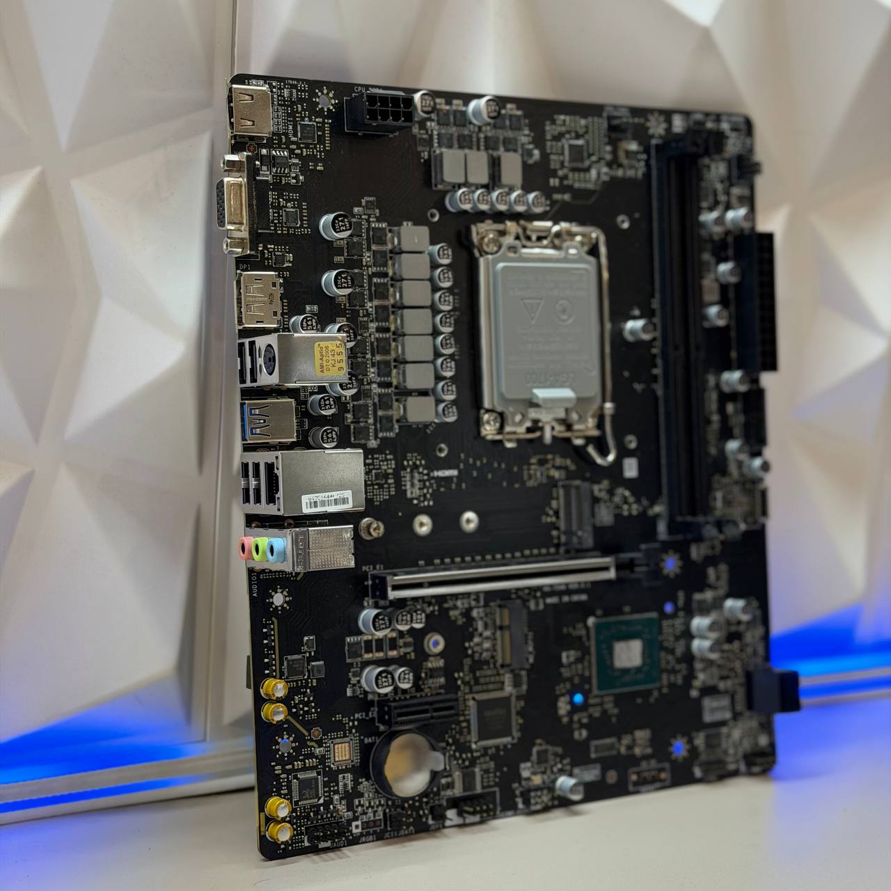 Материнская плата LGA1700 MSI H610M-B DDR4