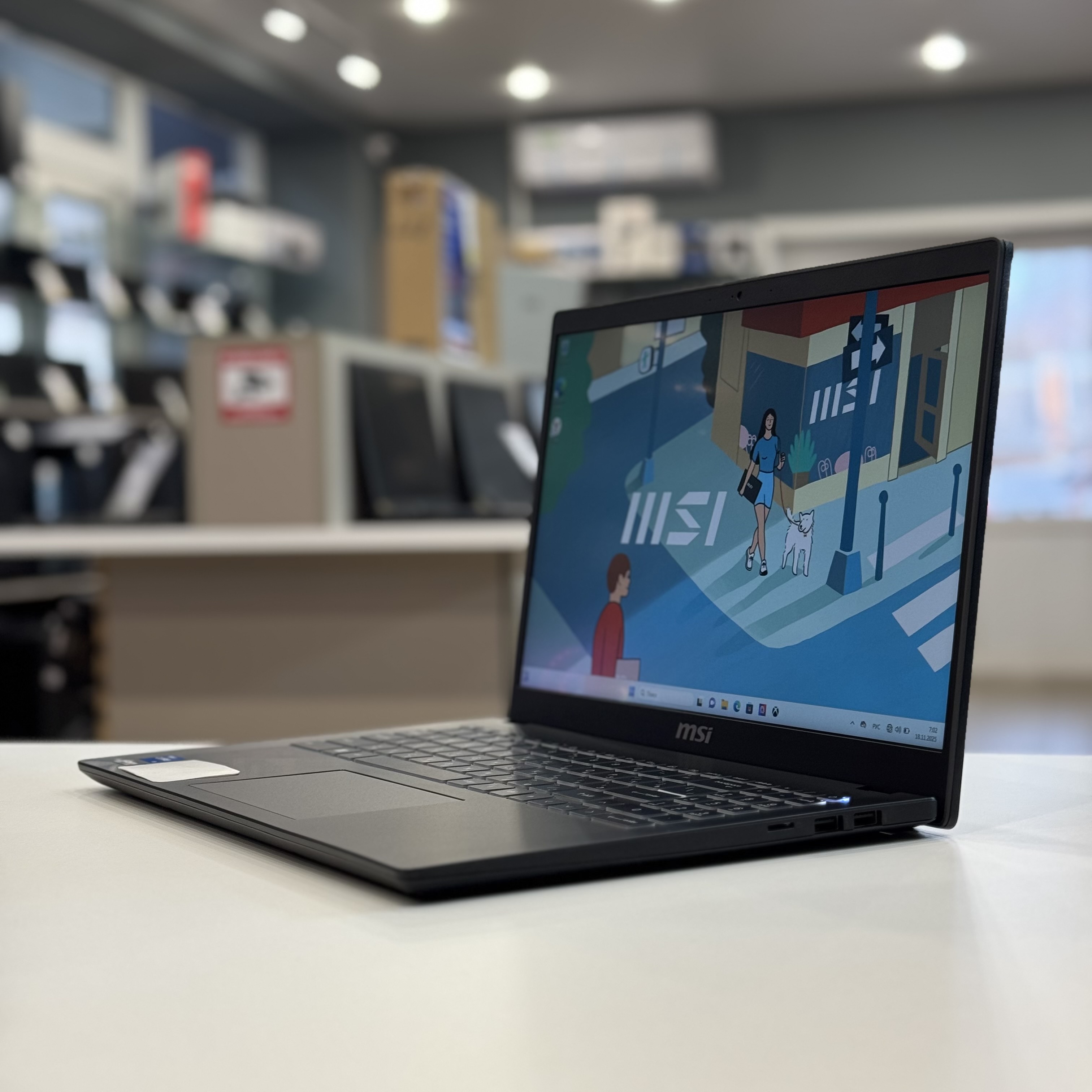 Ноутбук MSI Modern 15 B12M-211RU