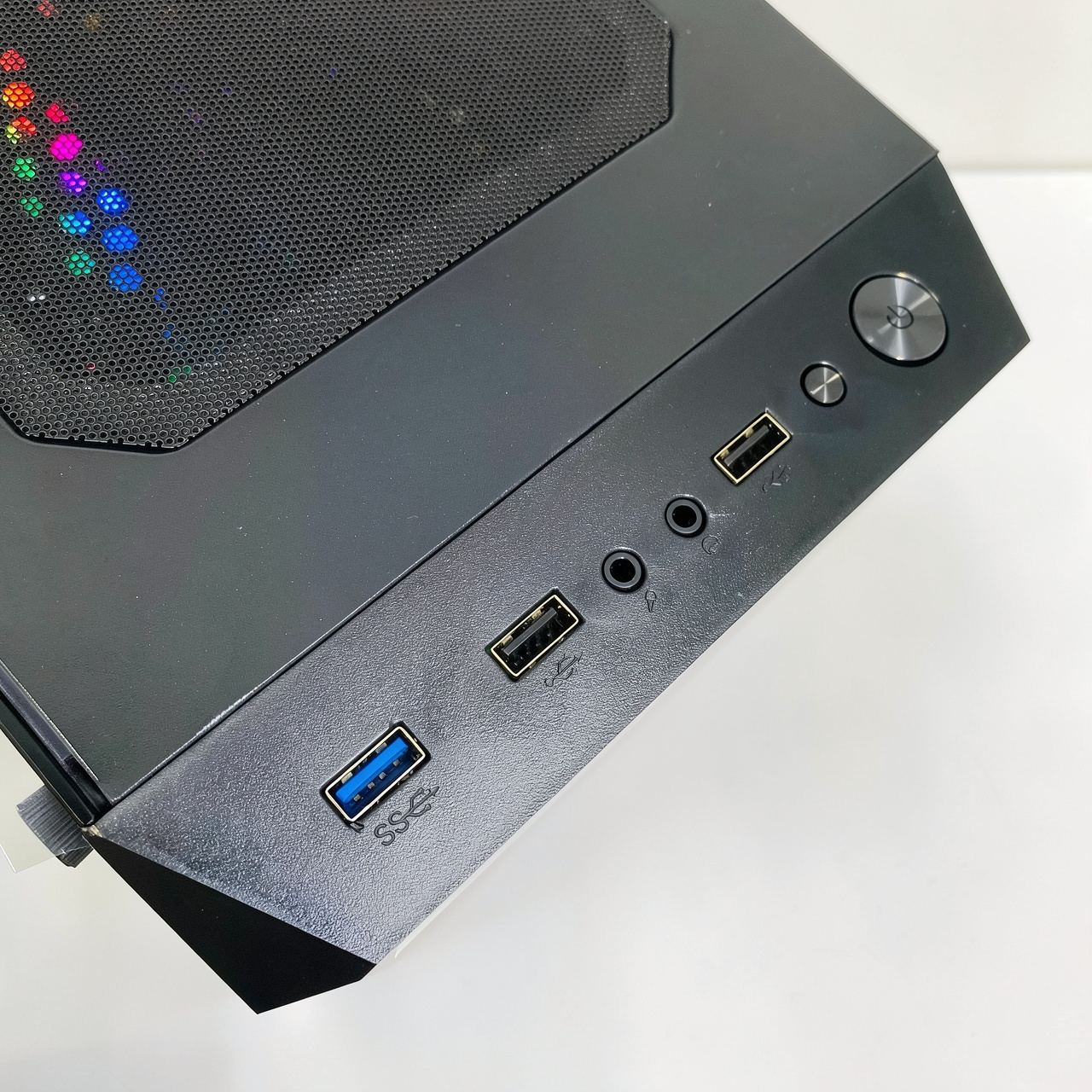 Игровой ПК R5 3600/16Gb DDR4/RTX3050 6Gb/512Gb SSD/600W