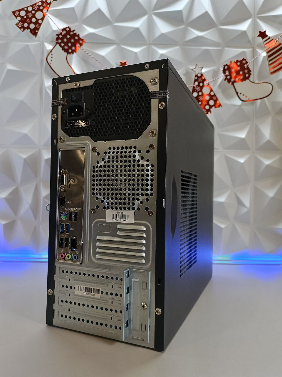 Системный блок IRU Home 310H6SM MT i3 12100/8Gb/SSD256Gb/UHDG 730/400W/Win11Pro/черный (RUS)