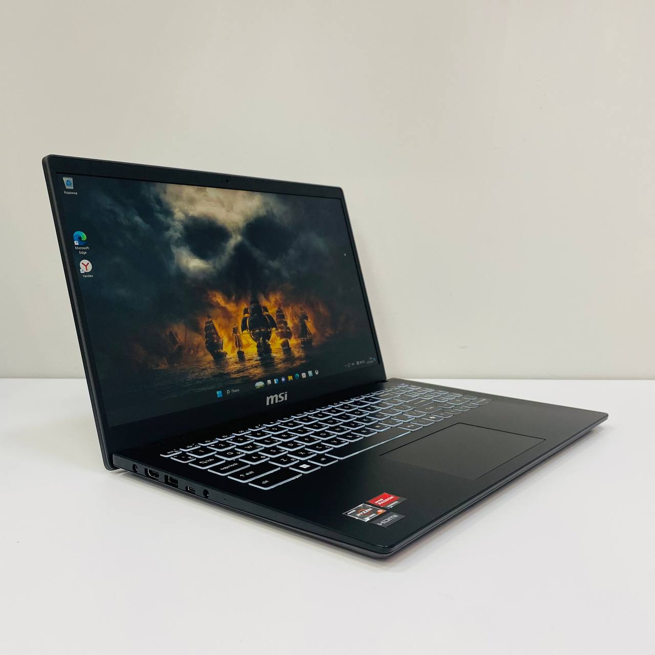 Ноутбук MSI Modern 15 B7M-432XRU Ryzen 5 7430U,2.3 GHz,16GB,512GB M.2 PCIe SSD,15.6,IPS-Level FHD,Anti-Glare,UMA,Wi-Fi 6E+BT5.3,3 Cell,Free DOS