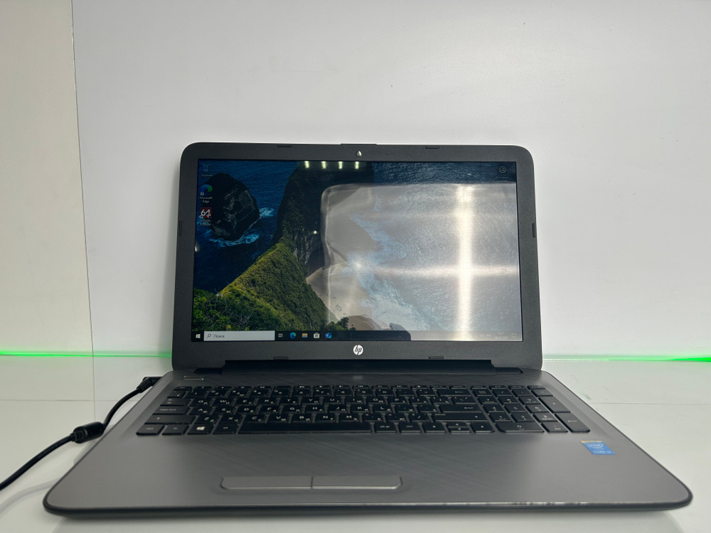 Ноутбук HP 15-bs130ur i3-5005U/8Gb DDR3/256Gb SSD/15.6"