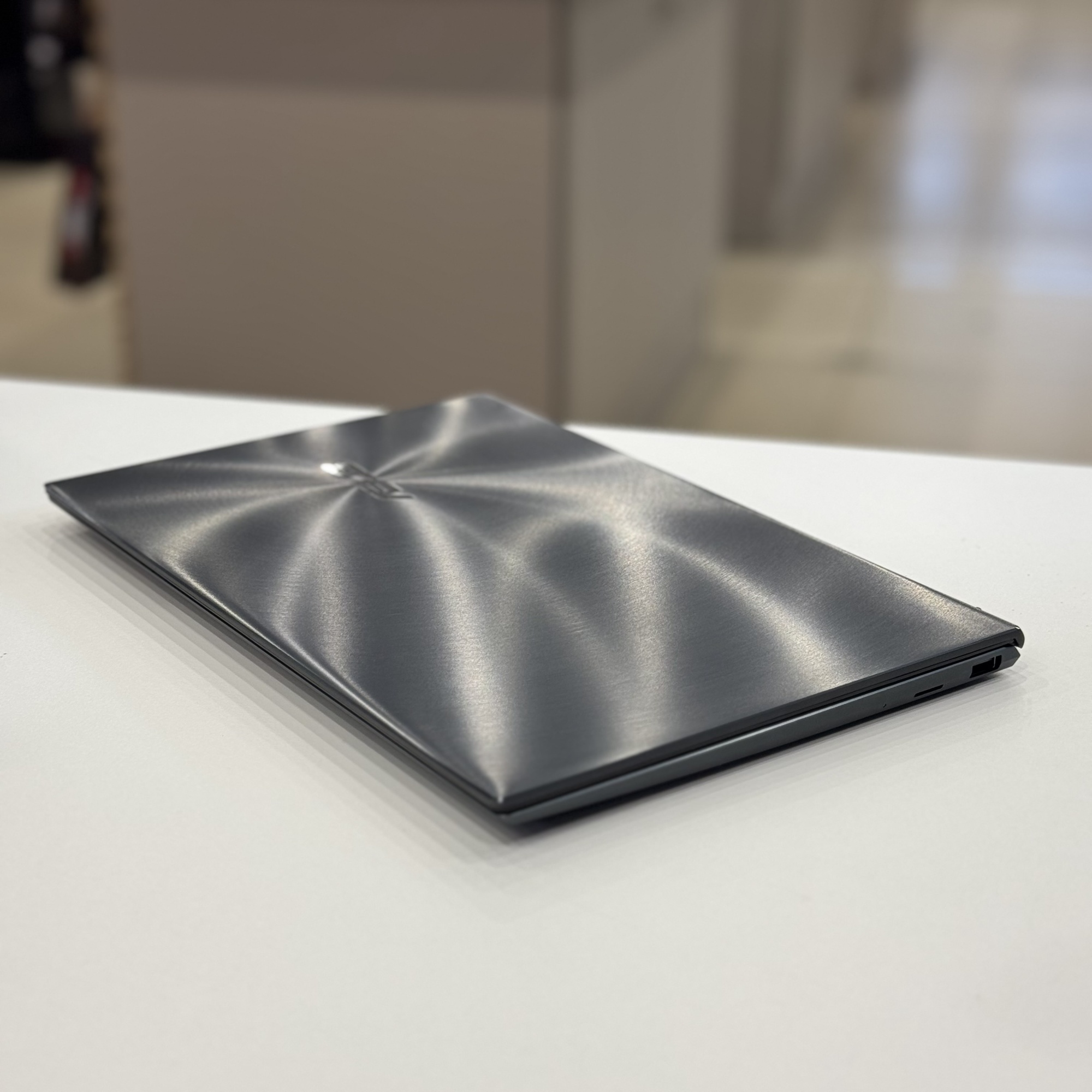 Ноутбук ASUS Zenbook 13 OLED UX325EA-KG238 13.3"/OLED/Intel Core i5 1135G7 2.4GhzX4, 16Gb DDR4, 512ГБ SSD, Intel Iris Xe graphics, серый