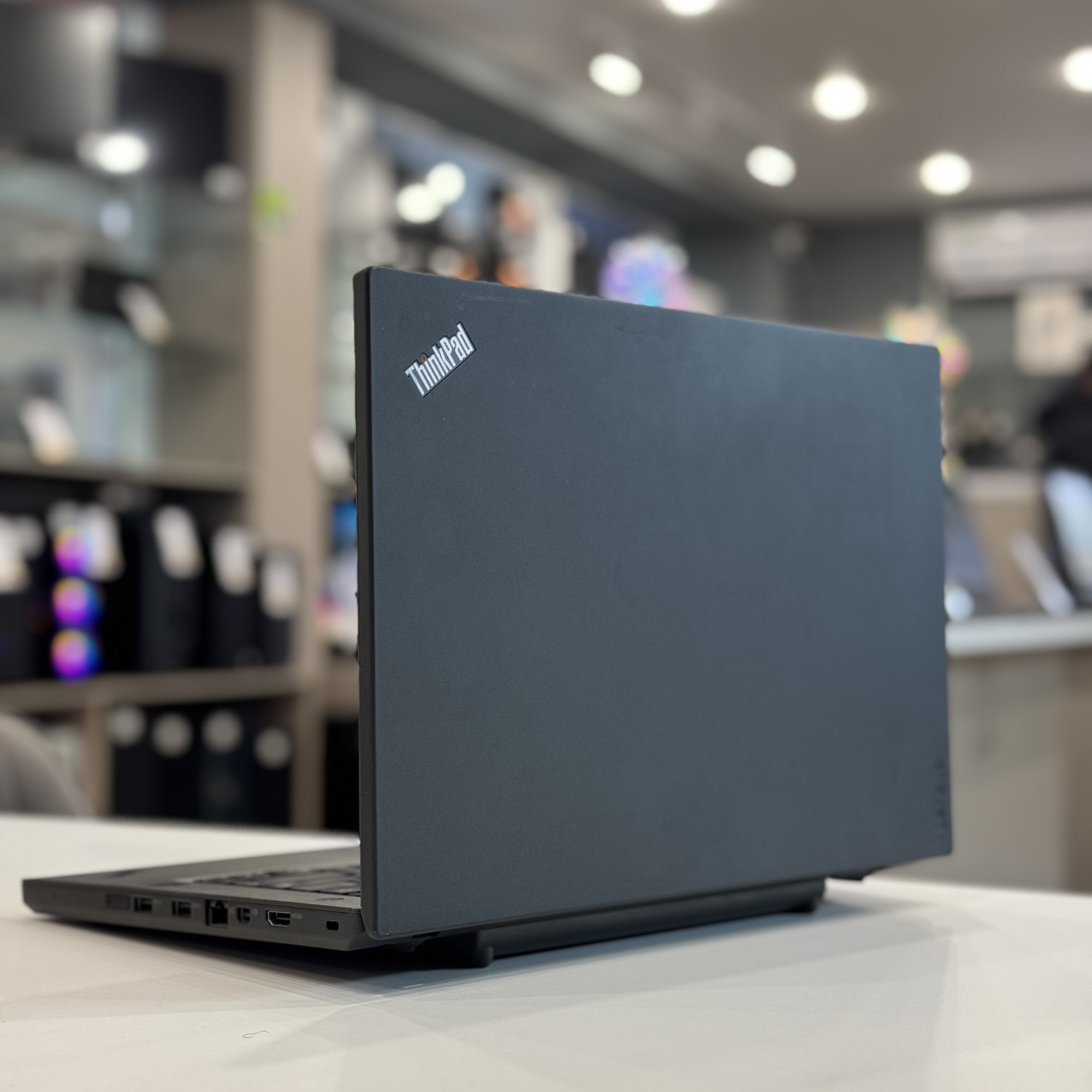 Ноутбук Lenovo T470P 14" Core i7-7820HQ 2.9GHz/32Gb DDR4/512Gb SSD/Nvidia 940MX 2Gb