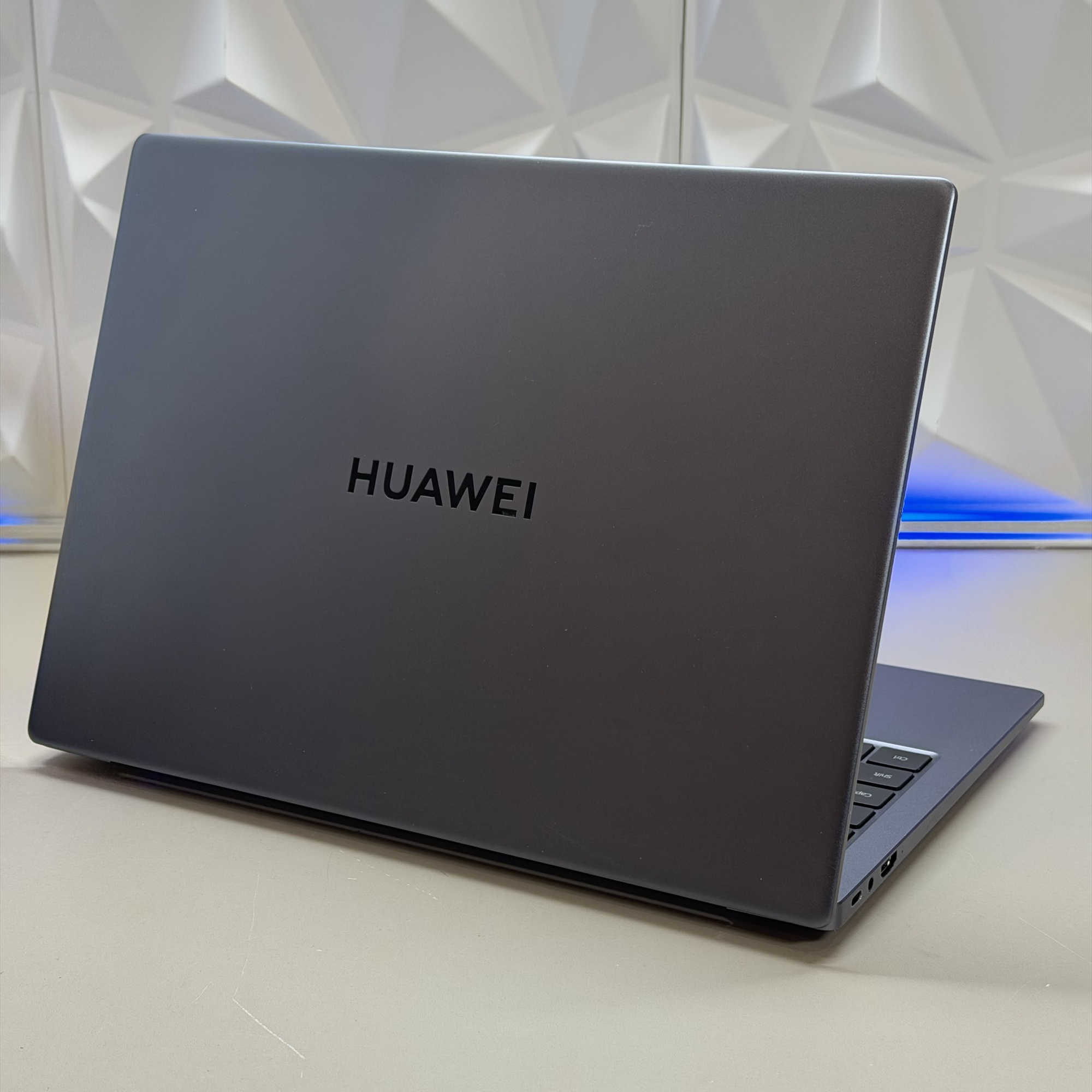 Ноутбук Huawei Matebook 14 KLVF-X i5-1240P/16Gb/Iris XE/512Gb/14.0