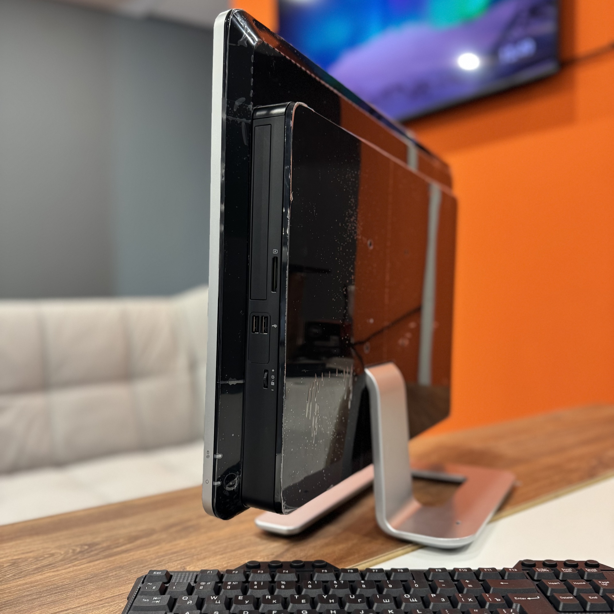 Моноблок Aquarius AIO PC 27” Intel Core i5-6500/16Gb DDR4/Intel HD/512Gb SSD/23.5