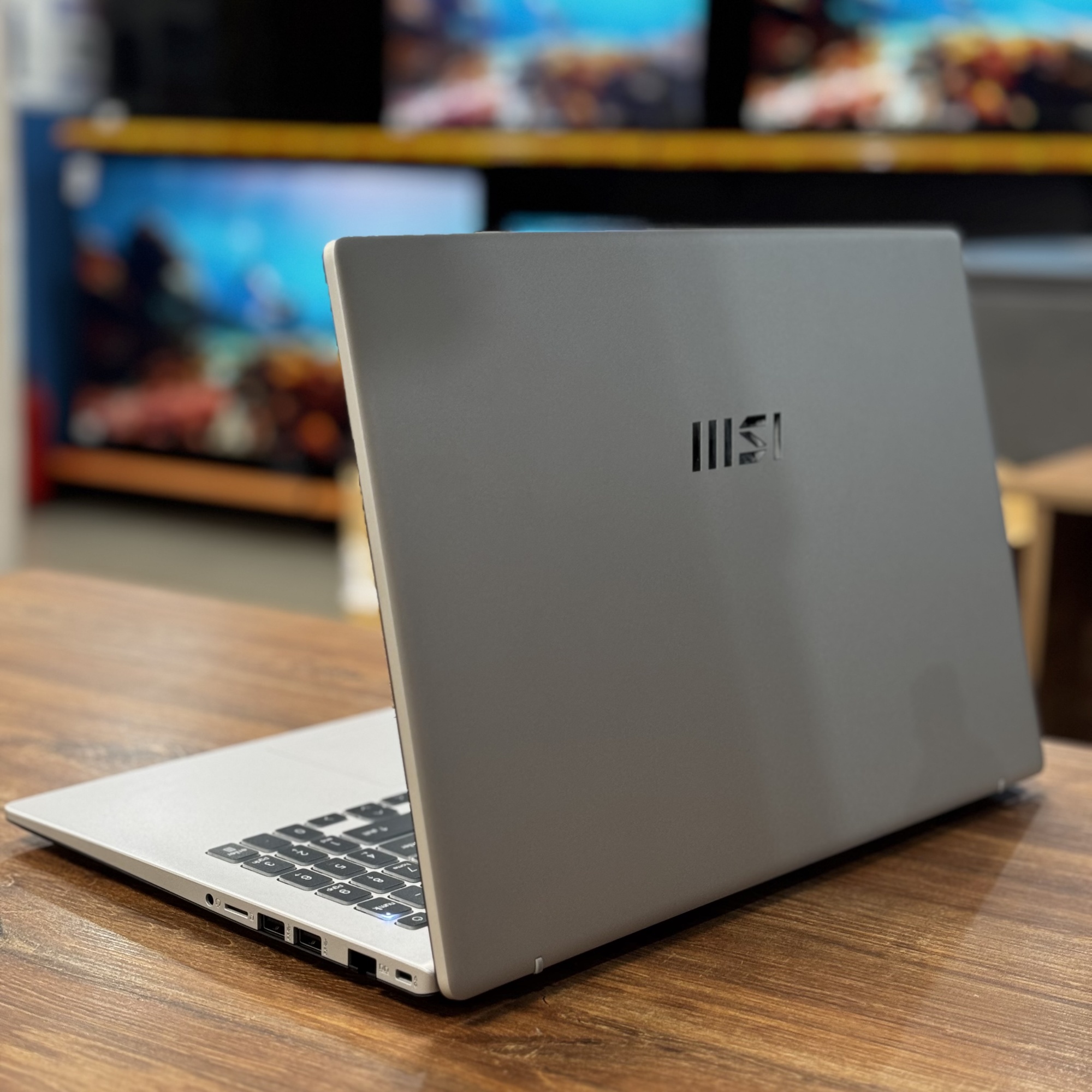 Ноутбук MSI Modern 15 F13MG-087XRU