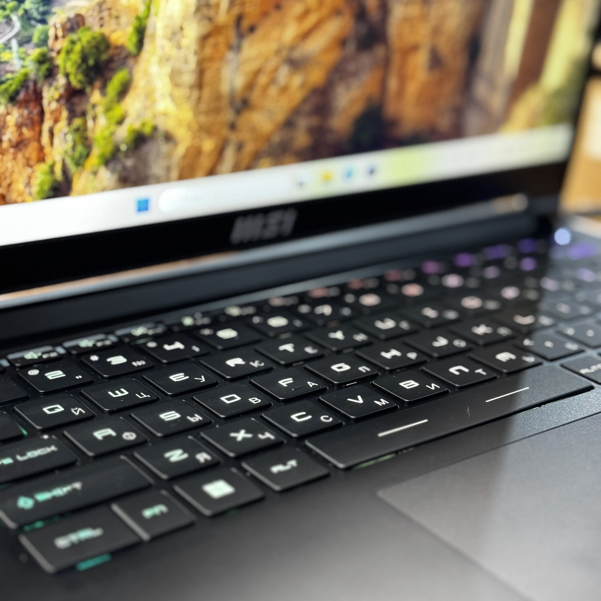 Ноутбук MSI Stealth 14Studio A13VF-225RU