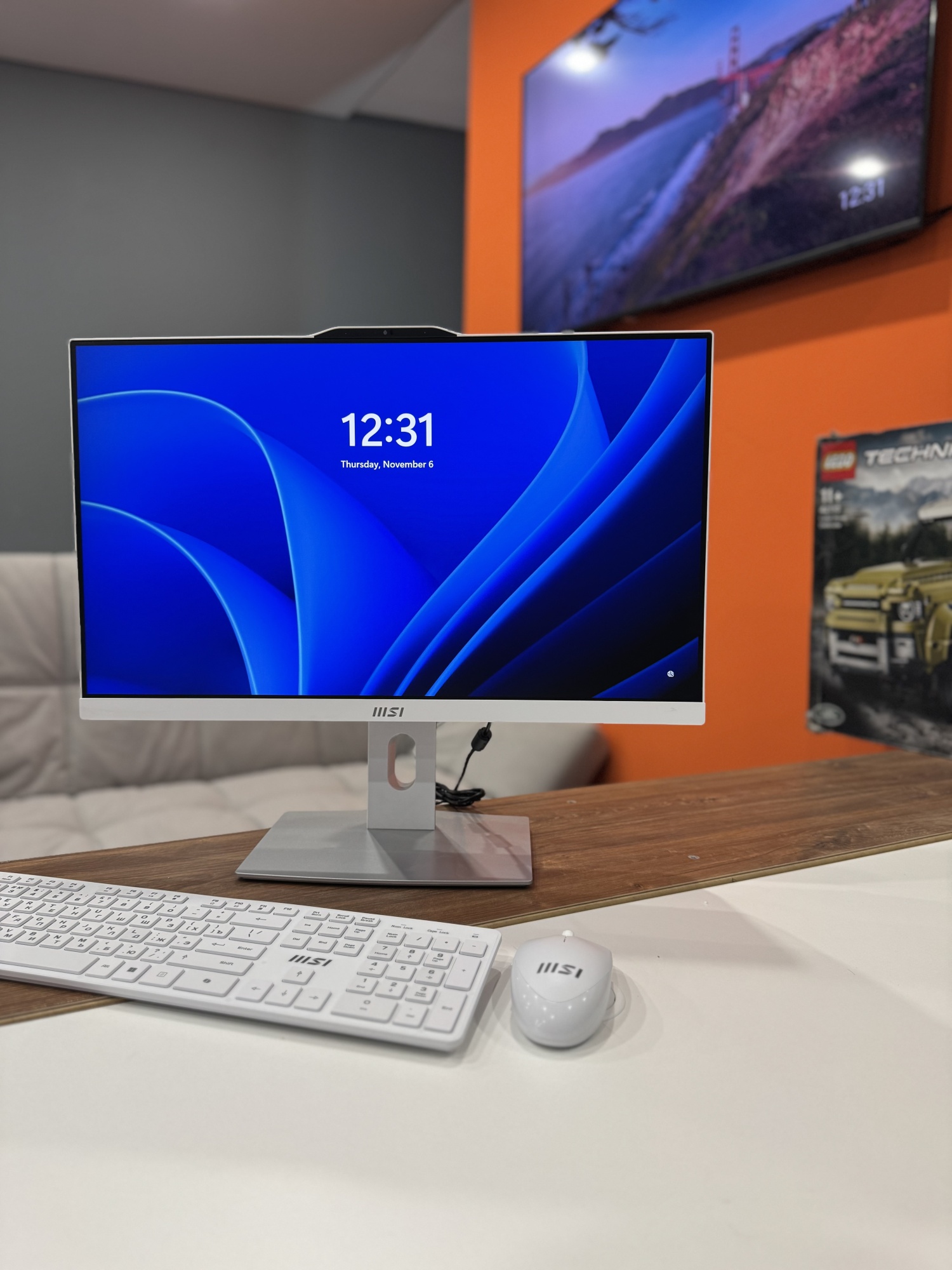 Моноблок MSI PRO AP272P 14M-650XRU