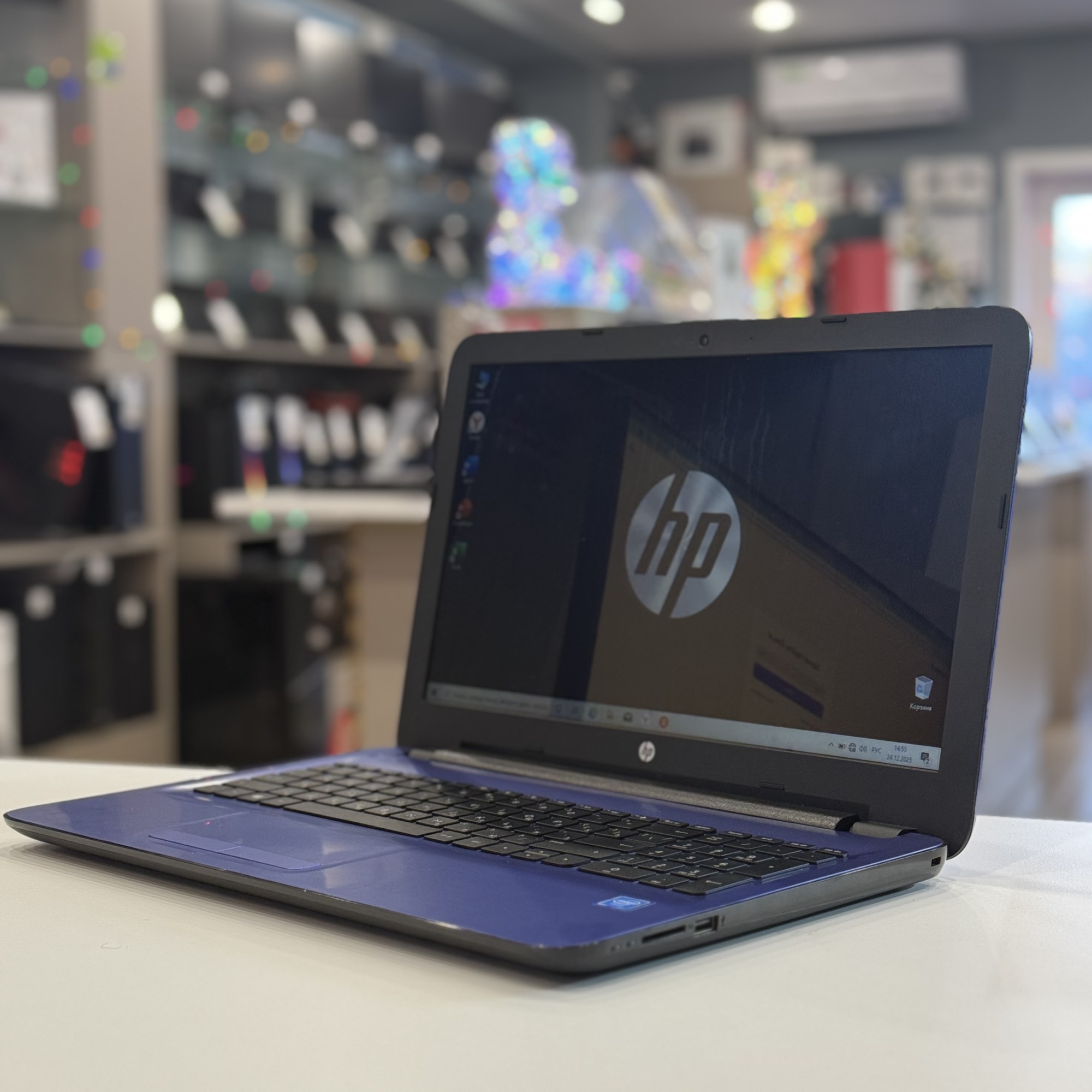 Ноутбук HP 15-ay508ur (Intel N3060 1.6GHzX4,8Gb DDR3L,256Gb SSD,Intel HD,15.6")