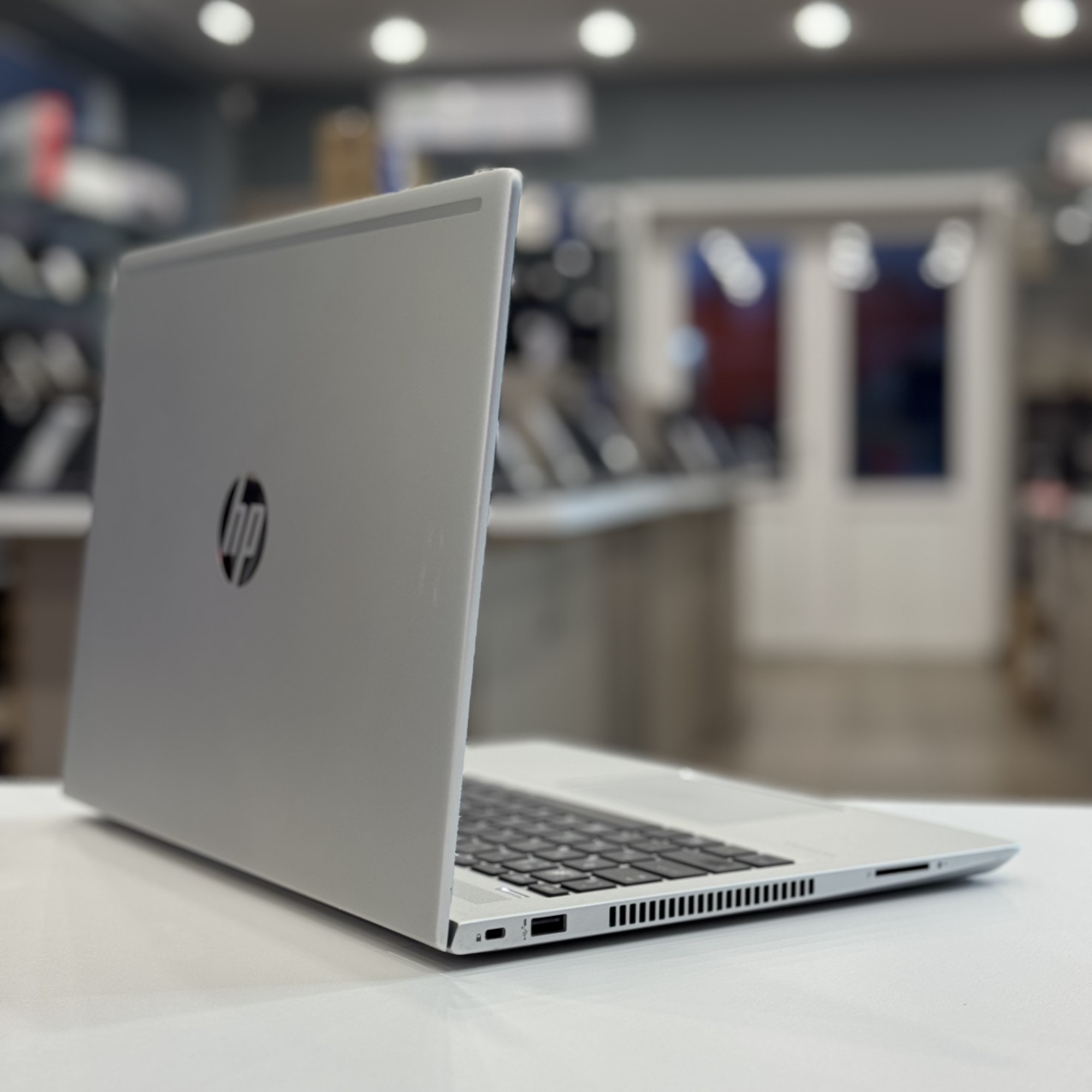 Ноутбук HP ProBook 445 G7 AMD Ryzen 3 4300U/8Gb DDR4/256Gb SSD/Radeon Graphics/14"