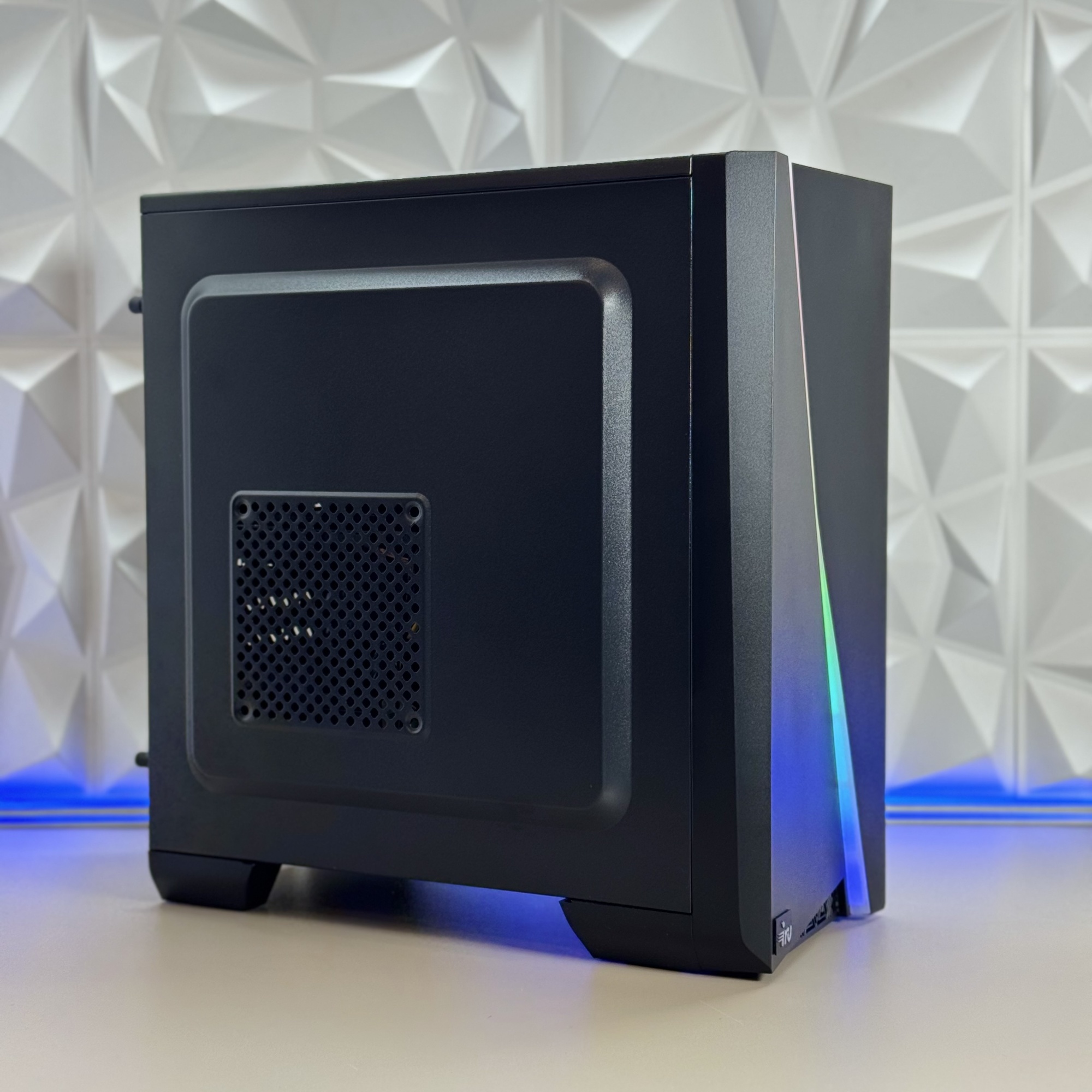 Системный блок Intel Core i3-10105F 3.7GHzX4/8Gb DDR4/GTX 1060 6Gb/256Gb SSD/1Tb HDD/500W