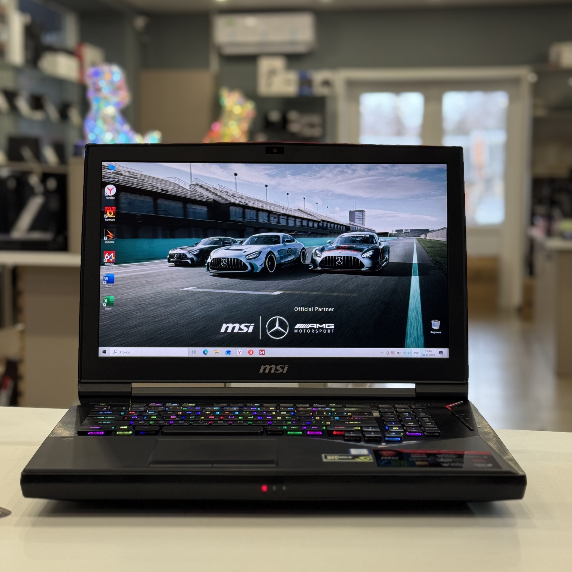 Ноутбук MSI GT75VR 7RE Titan SLI 4k