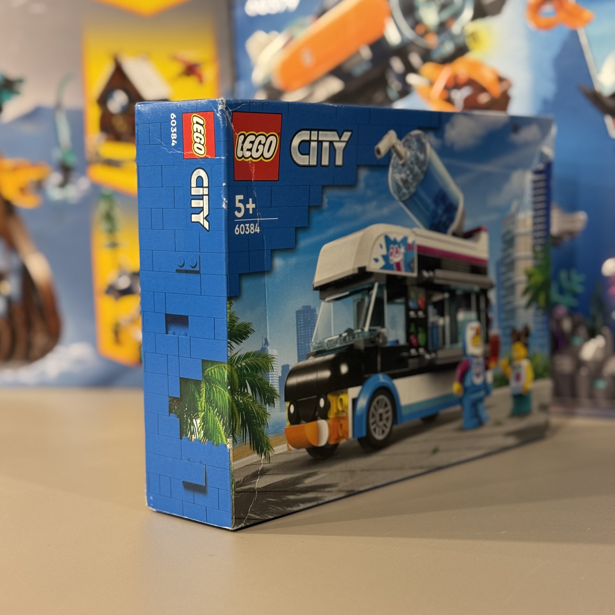 Набор Lego City Great Vehicles Pinguin Slush Truck, 60384