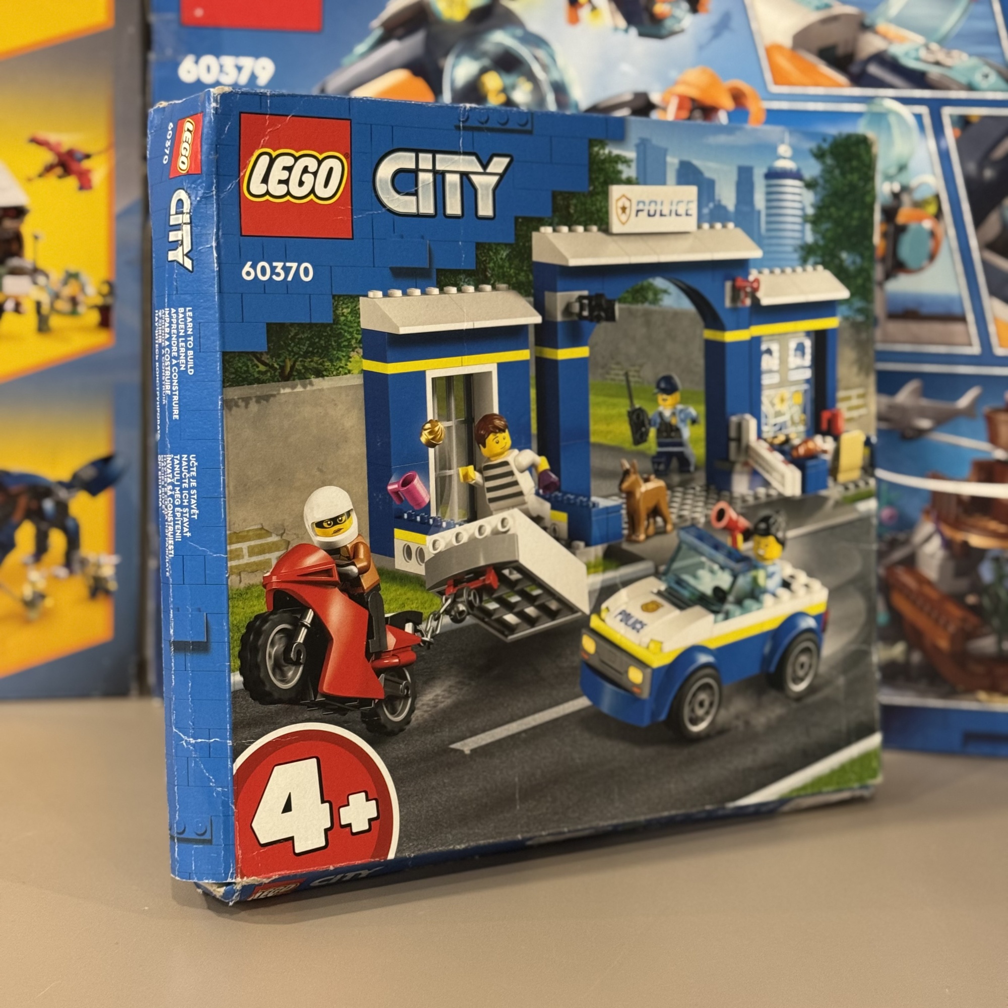 Конструктор Lego City Police Station Chase 172, 4+, 60370