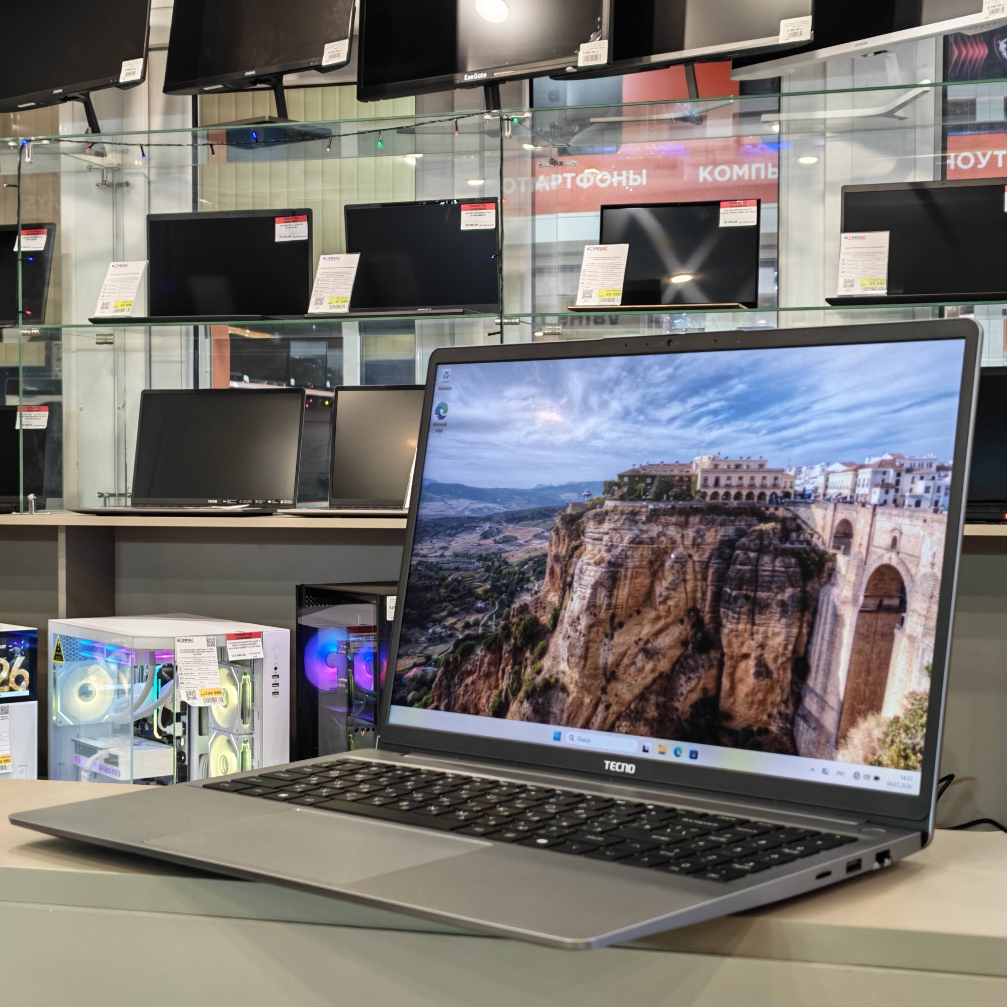 Ноутбук Tecno K16SDA R7-5800U/16Gb/1Tb