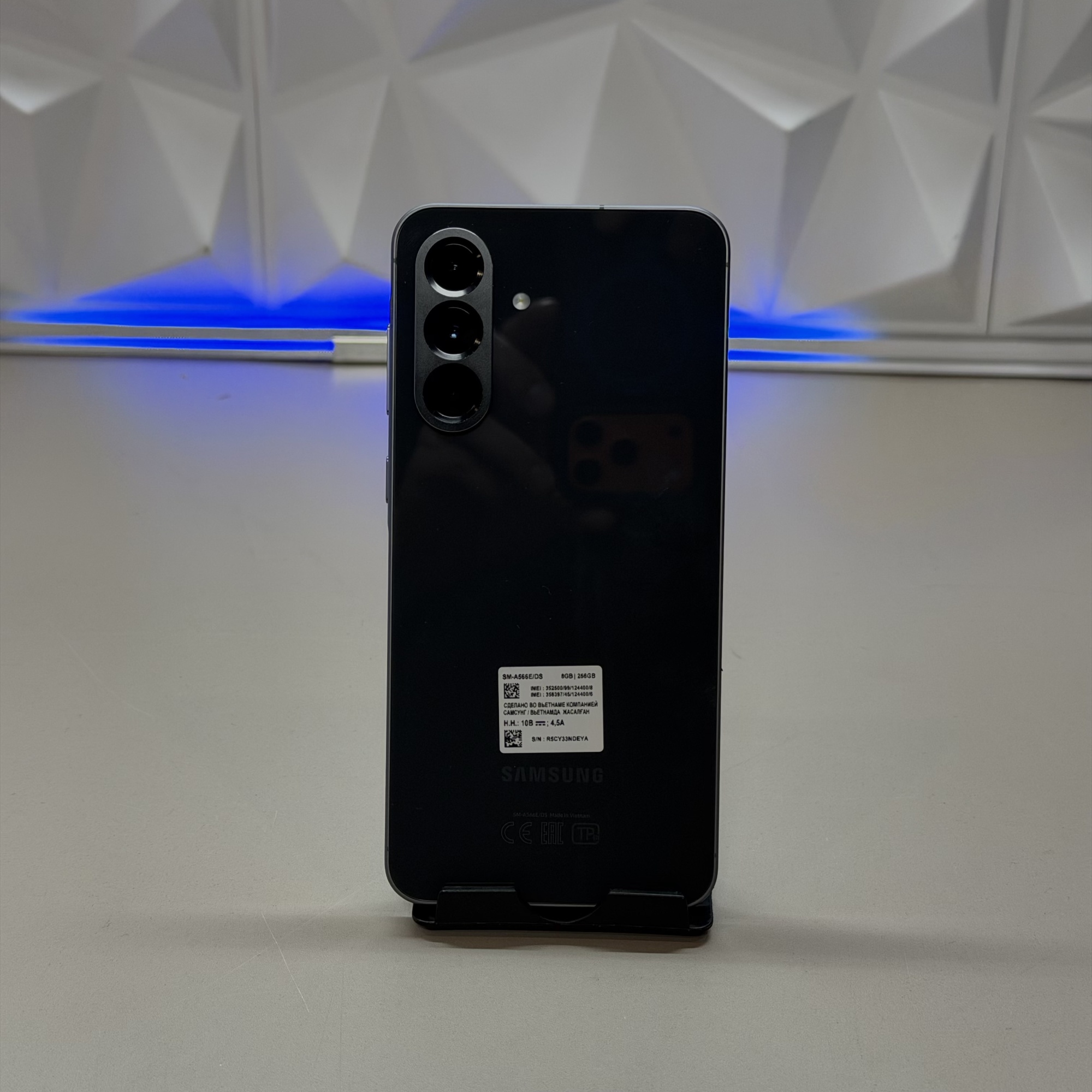 Samsung A56 8/256Gb Graphite