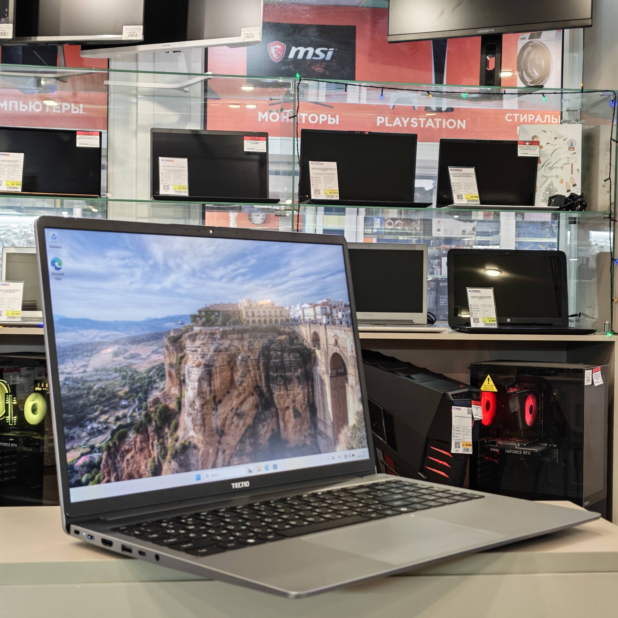 Ноутбук Tecno K16SDA R7-5800U/16Gb/1Tb