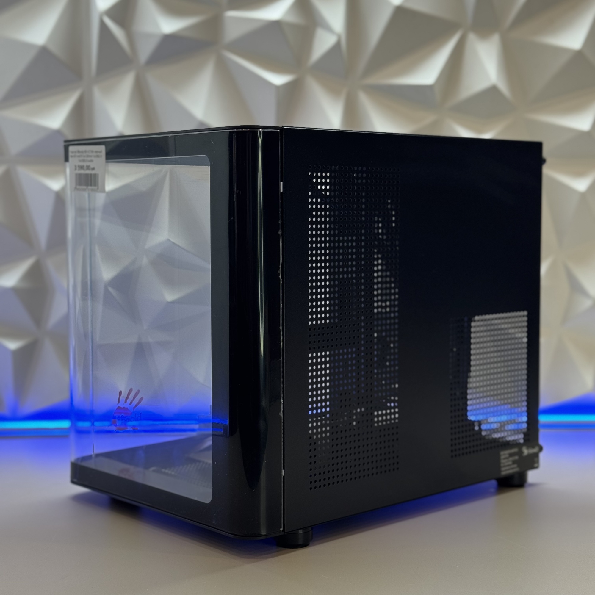 Корпус Bloody BD-CC104 черный без БП mATX 5x120mm 1xUSB2.0 1xUSB3.0 audio