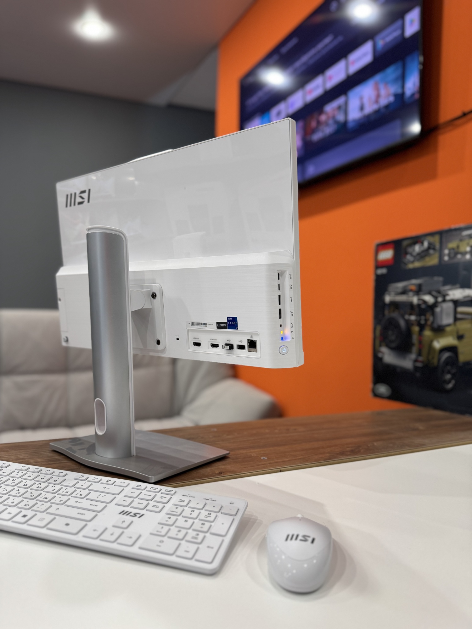 Моноблок MSI PRO AP272P 14M-650XRU