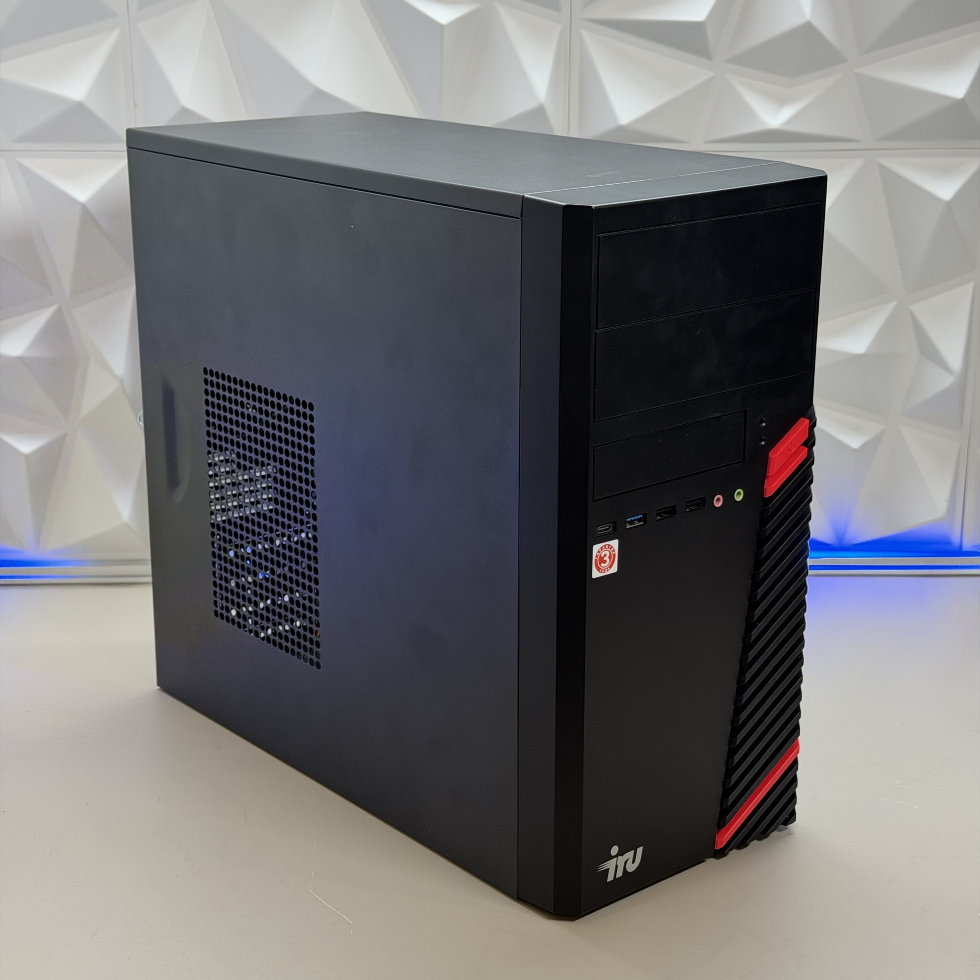 ПК IRU Home 310H6SM MT i3 12100/8Gb DDR4/256Gb SSD/UHDG 730/DOS/черный (RUS)