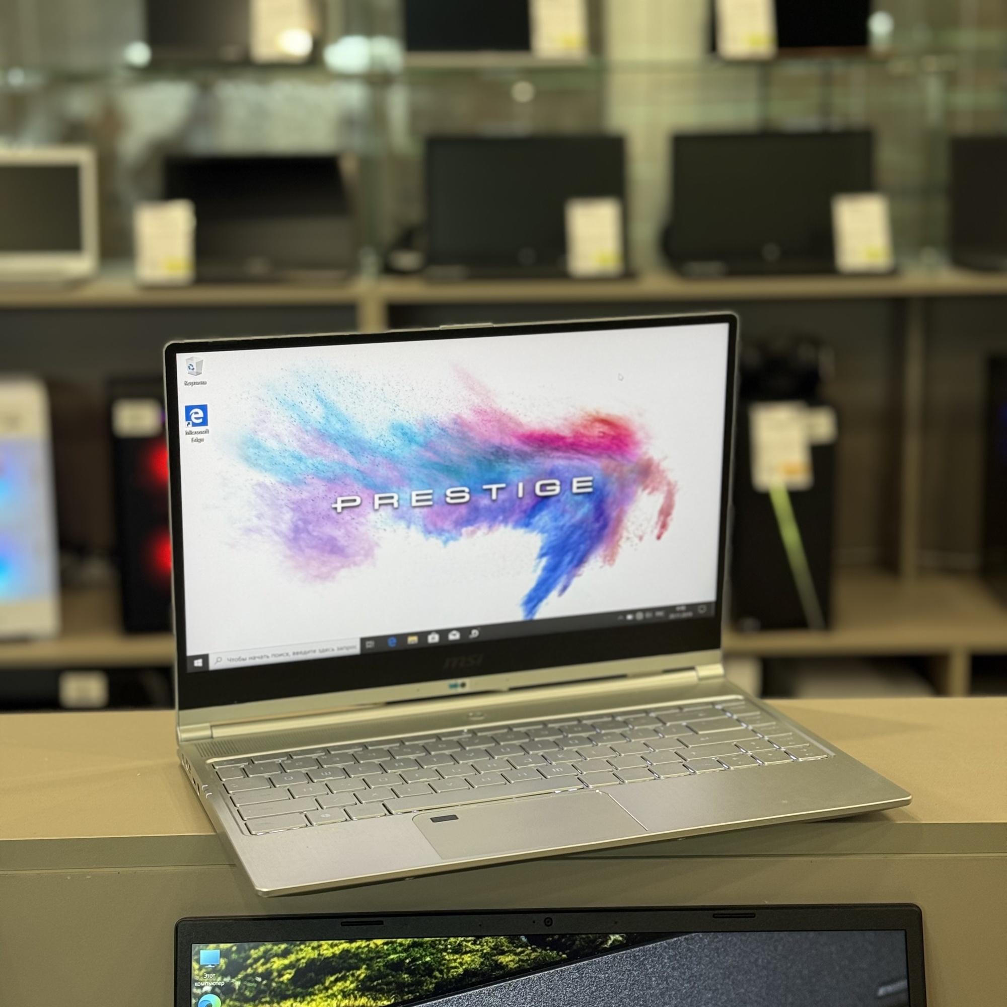 Ноутбук MSI Modern PS42 8Ra