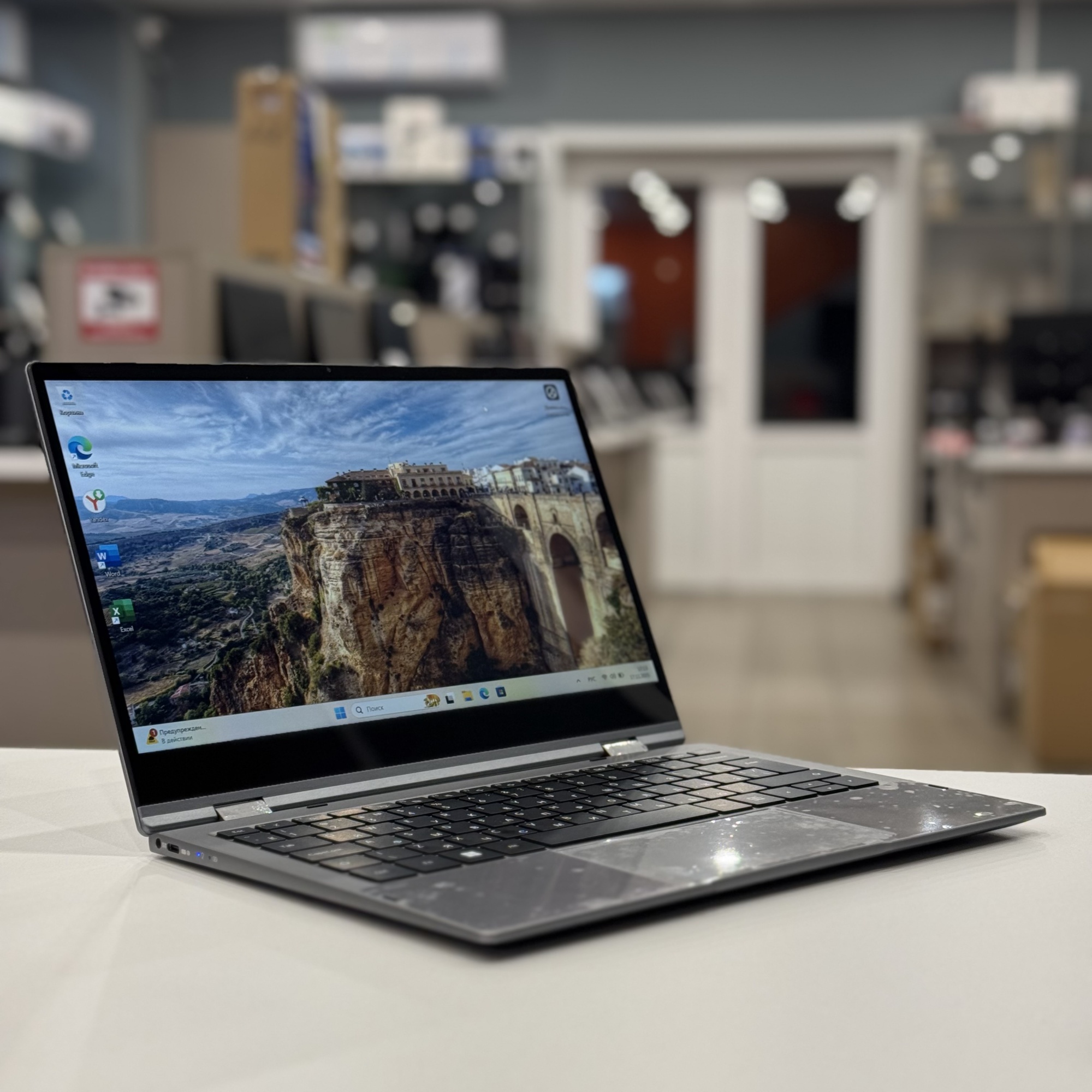 Ноутбук Hiper Slim H1306O582DM i5 1235U/8Gb/SSD256Gb/13.3"/IPS/Touch/FHD/DOS/grey