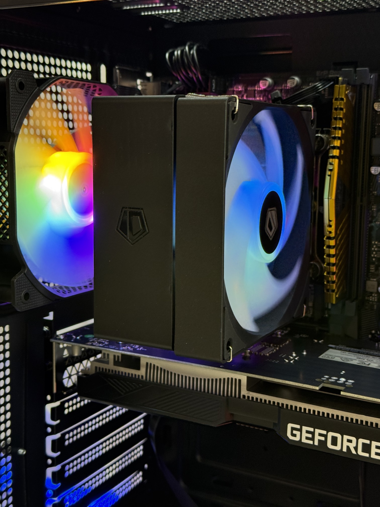 Игровой ПК i5 12400F/RTX 3050 6Gb/16Gb DDR4/512Gb SSD/600W (Новый)