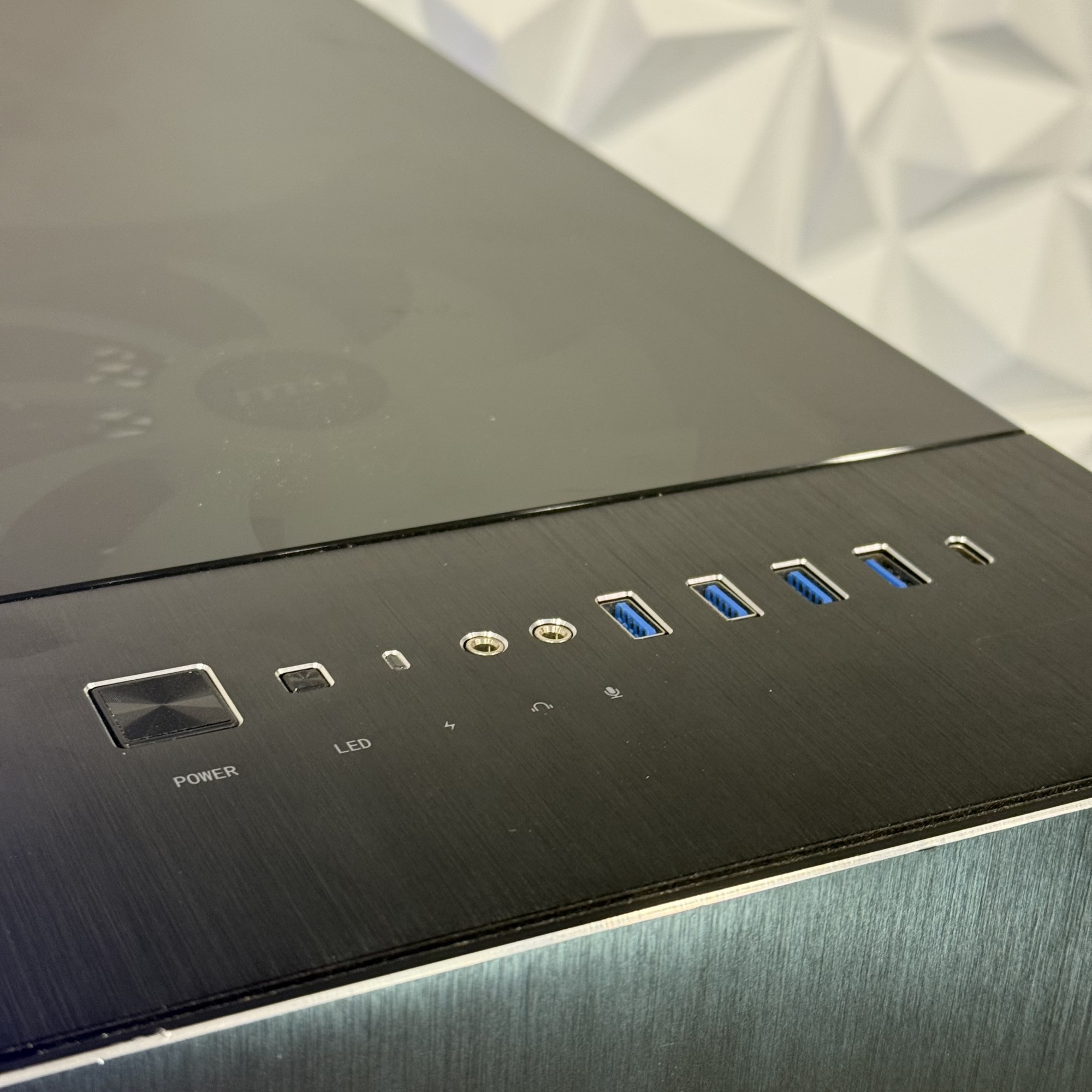 Корпус MSI MPG Sekira 500X